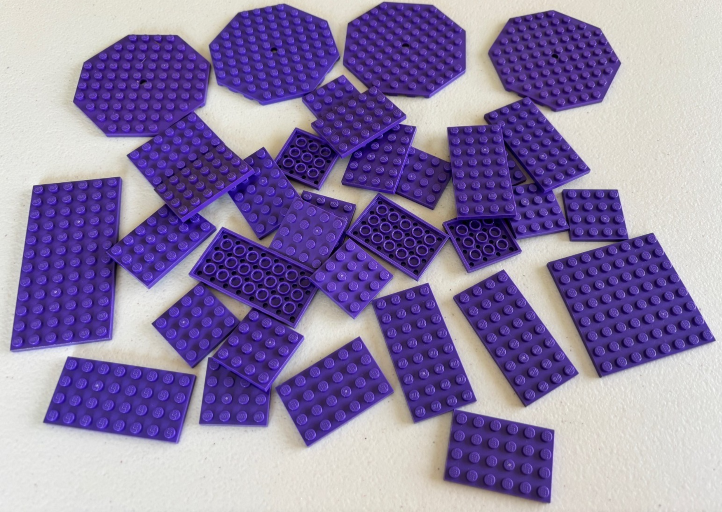 SHIPS FREE! Lot 25 DARK PURPLE Baseplates wrc Plate RANDOM SIZES AS SHOWN RARE