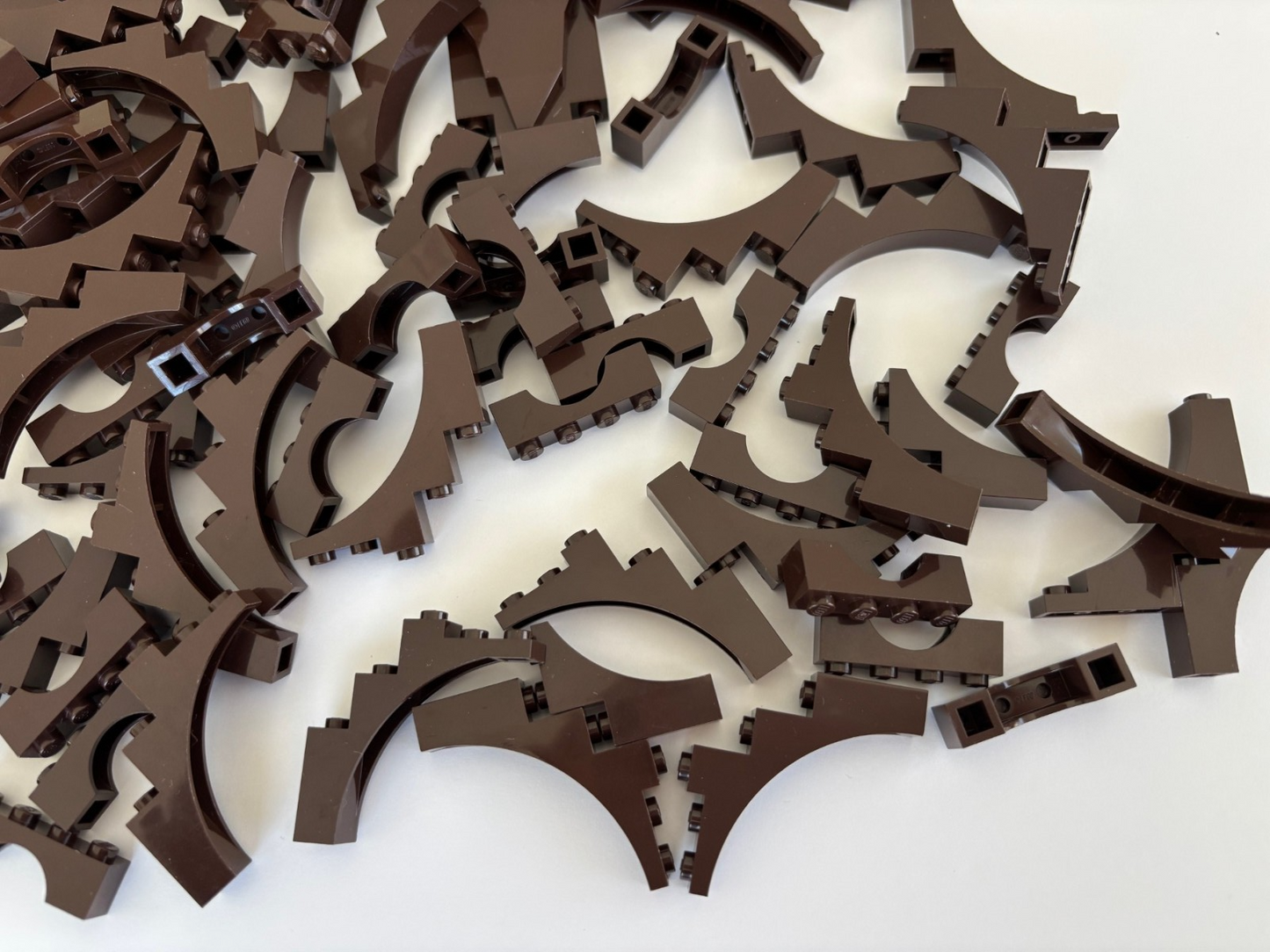 LEGO Lot of 50 DARK BROWN Castle Random Mix Arch Arches Rock Wall Panels etc