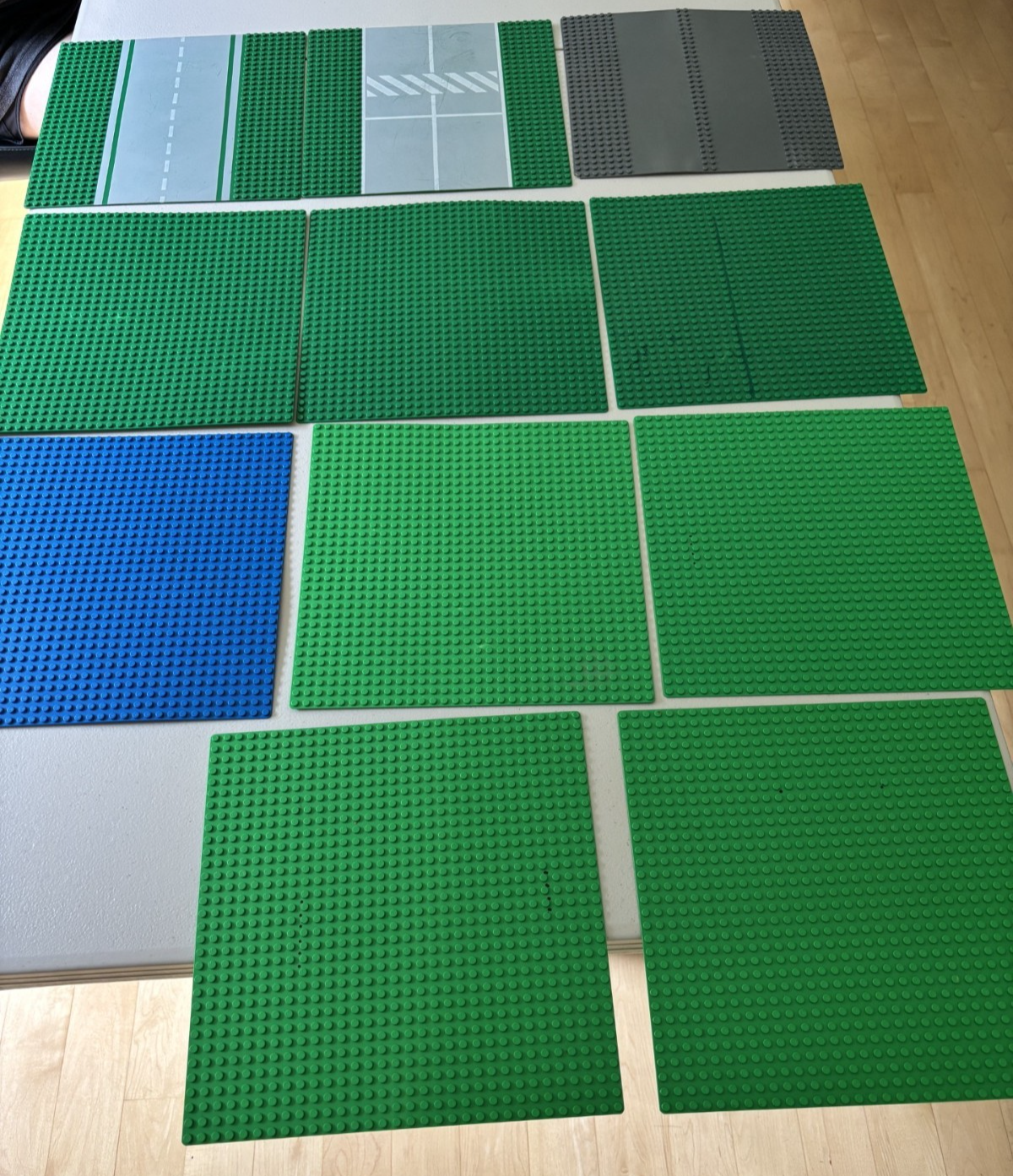 LEGO Lot of 11 3811 Green Blue Base Plate Baseplate 32x32 10" x 10 " inch READ