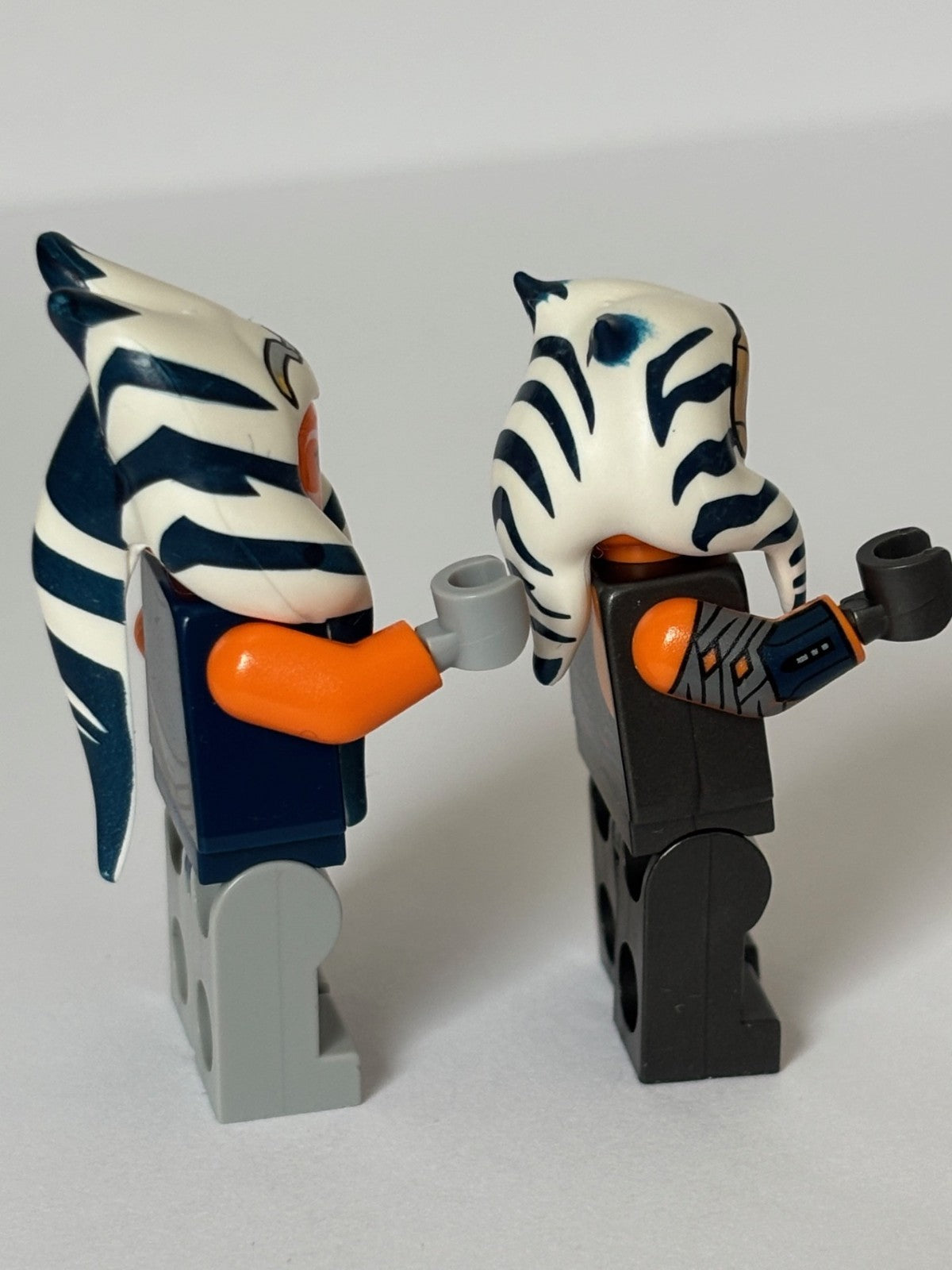 LEGO Star Wars Ahsoka Tano Minifigure Lot of 2 different ones Great!