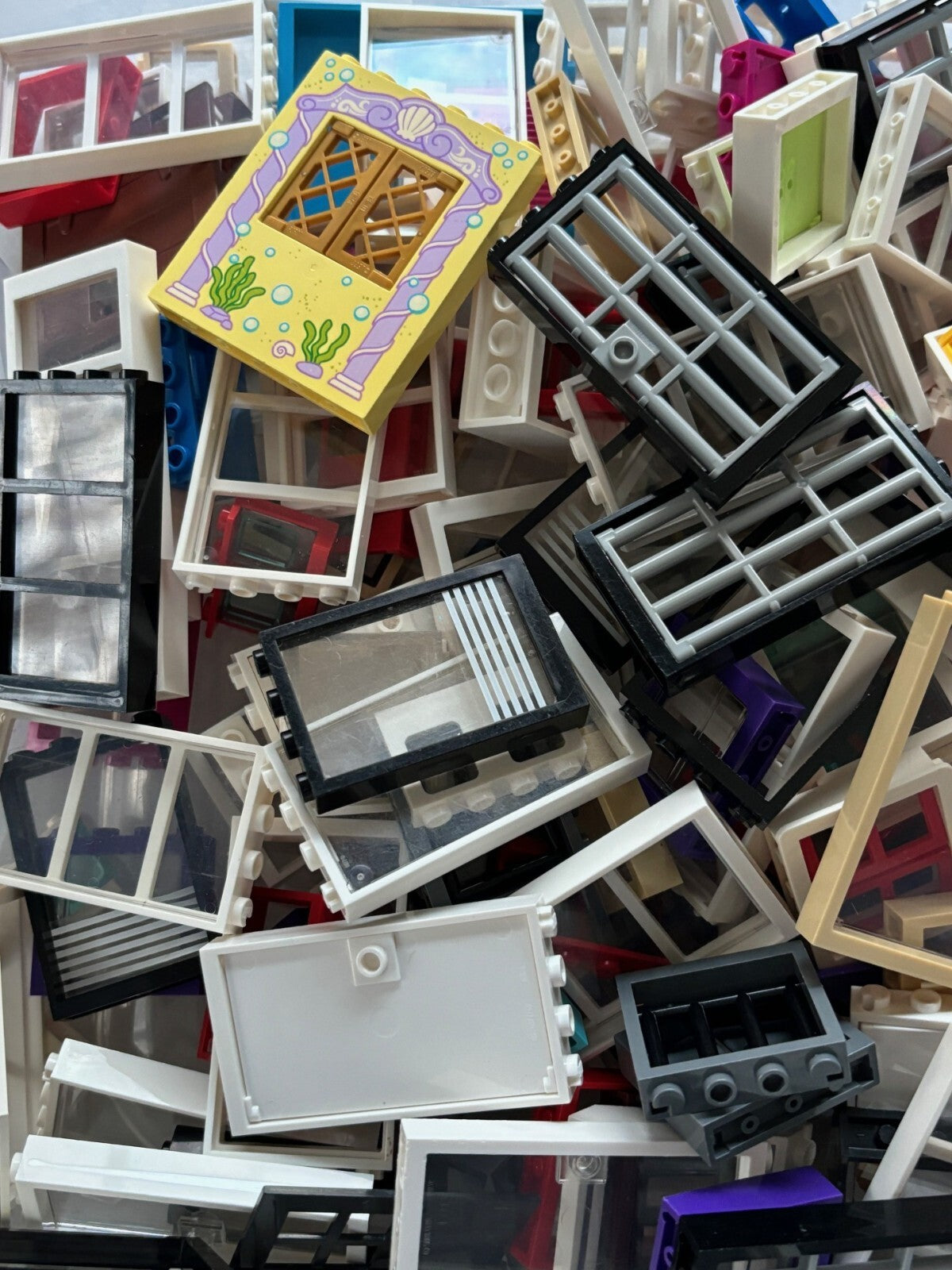 Lego Windows Doors Fences 60 Piece Lot Excellent SHIPS FREE!!