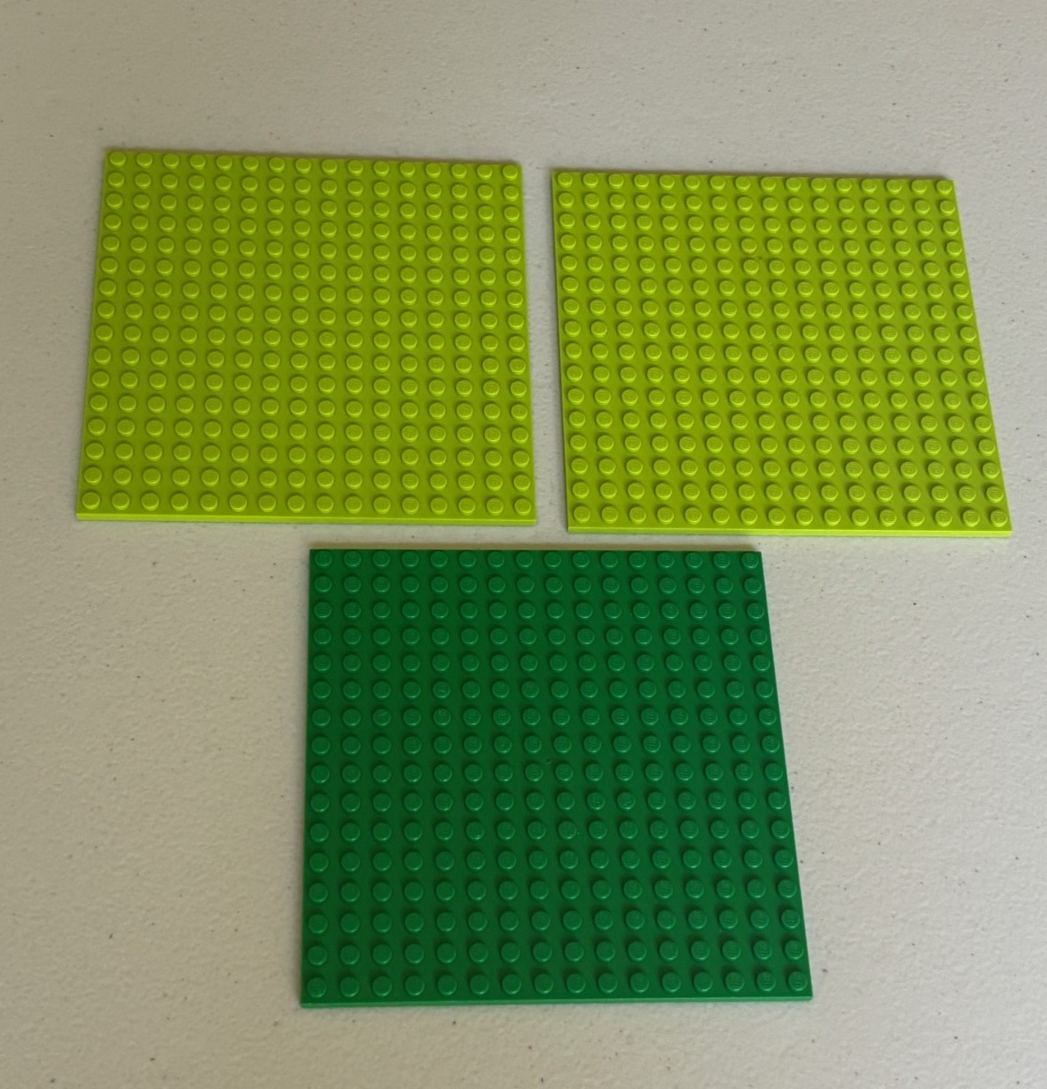 Lego Lot of 3 Green & Lime Green Studded Base Plates 16 x 16 16x16 Studs 91405