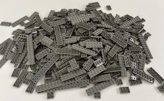 SHIPS FREE! LEGO LOT OF 100 OLD DARK GRAY FLAT PLATE 2X2 2X3 2X4 2X8 etc 2445