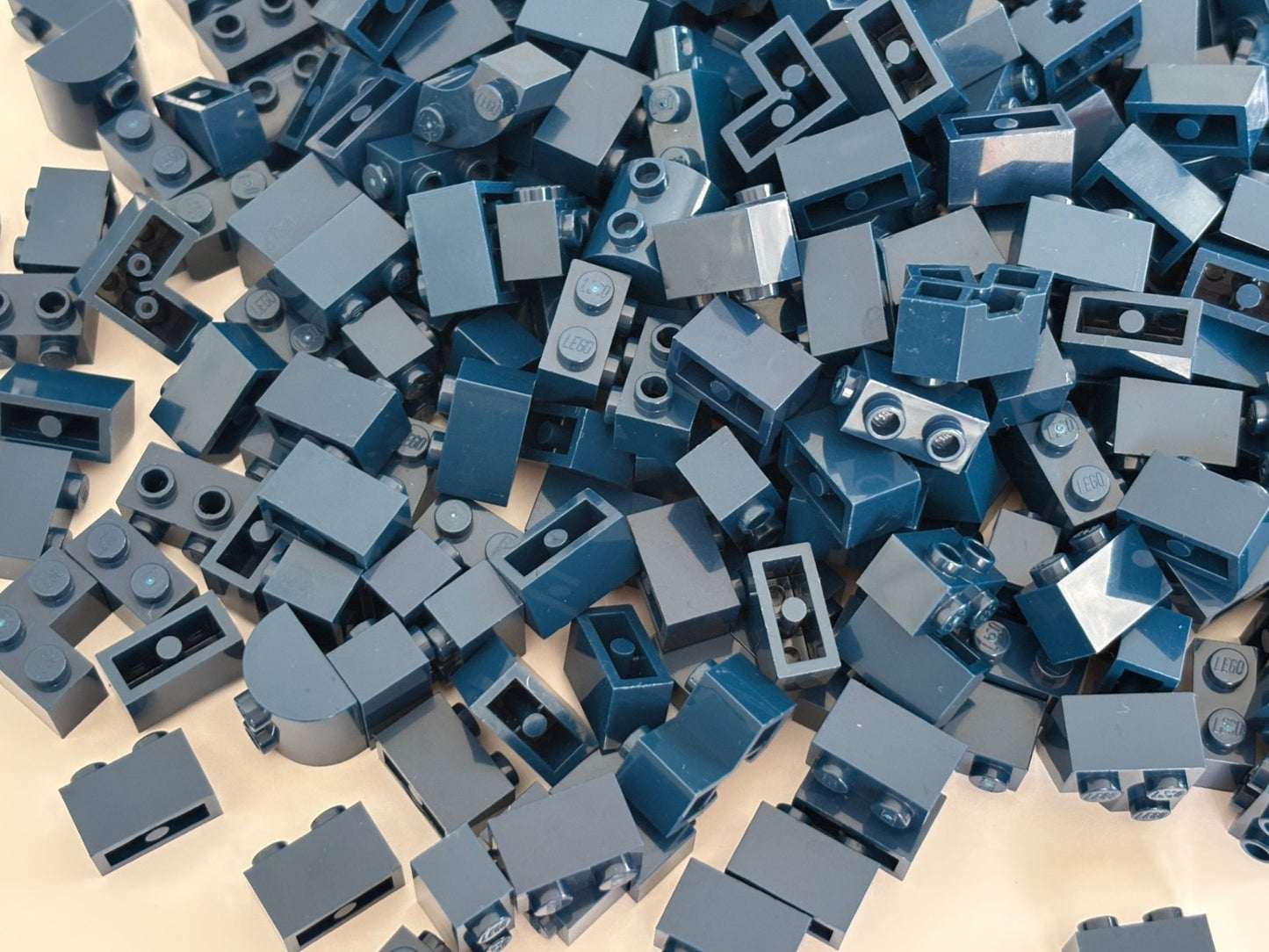 SHIPS FREE! LEGO DARK BLUE NAVY BRICK 1X2 1 X 2 MIXED LOT OF 100 PARTS STAR WARS