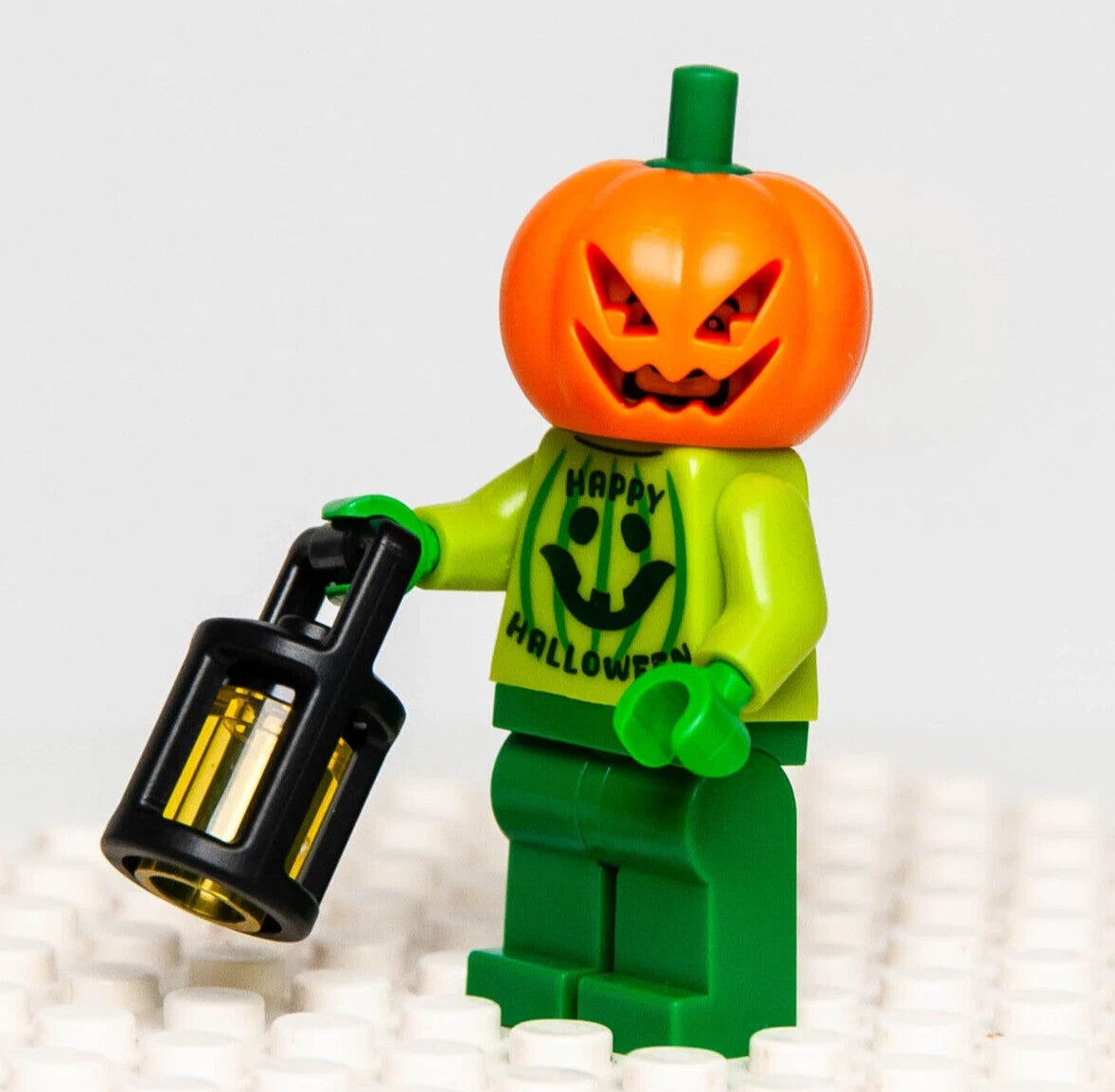 New LEGO BAM 2023 Q4 Minifigure - Happy Halloween Jack O' Lantern Guy