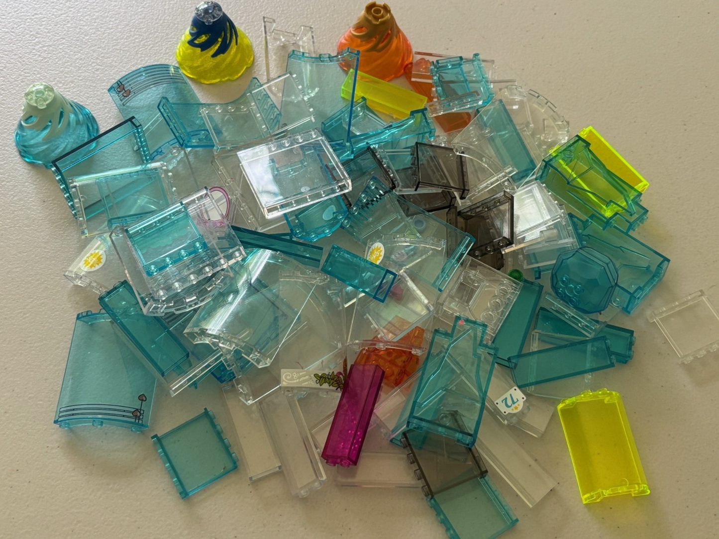 LEGO LOT OF 50 LARGE TRANSLUCENT PARTS WALL PANEL CYLINDER ROCK & MORE BIG PARTS