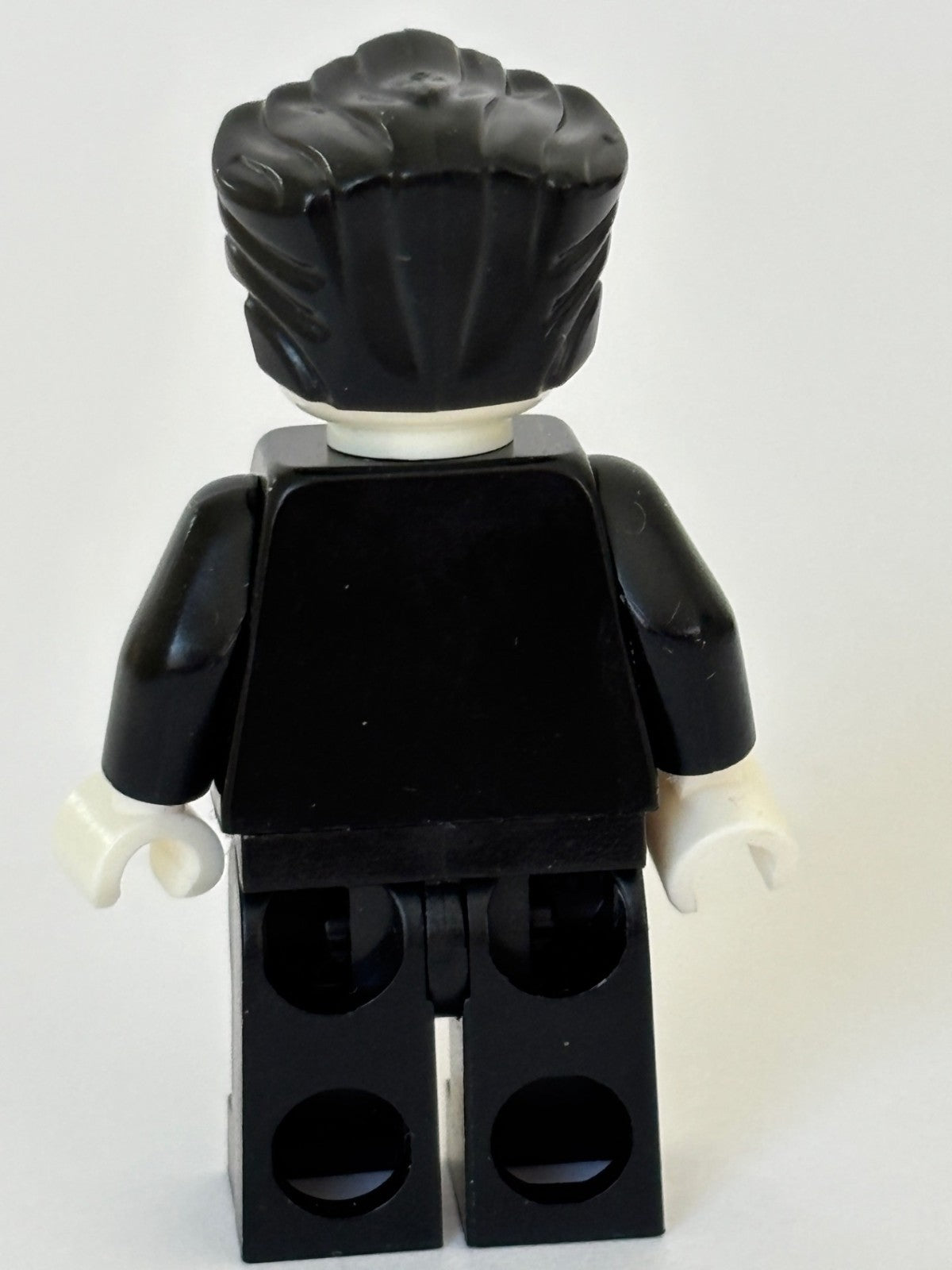 LEGO Vampire Minifigure Series 2 Collectible 8684 with a Black Coffin and Bat