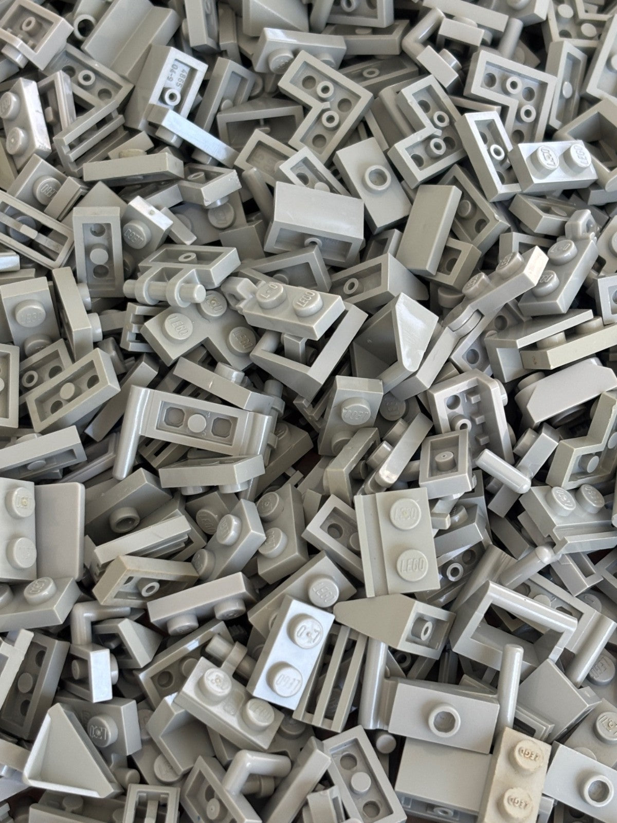 SHIPS FREE! LARGE LEGO Lot of 200 OLD LIGHT GRAY 1x2 Plate Parts Mix 3023 ETC