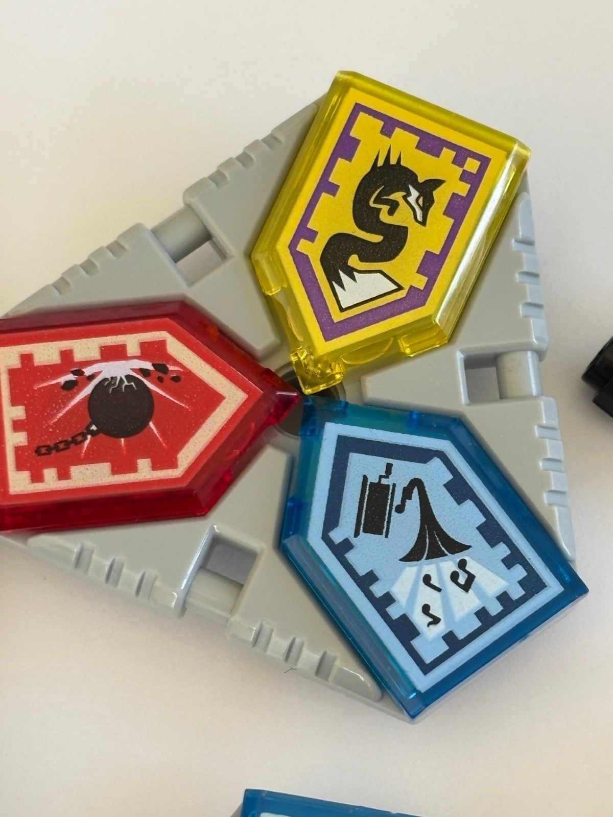 LEGO Nexo Knights Large Lot Power Shield Holders And Removable Plates