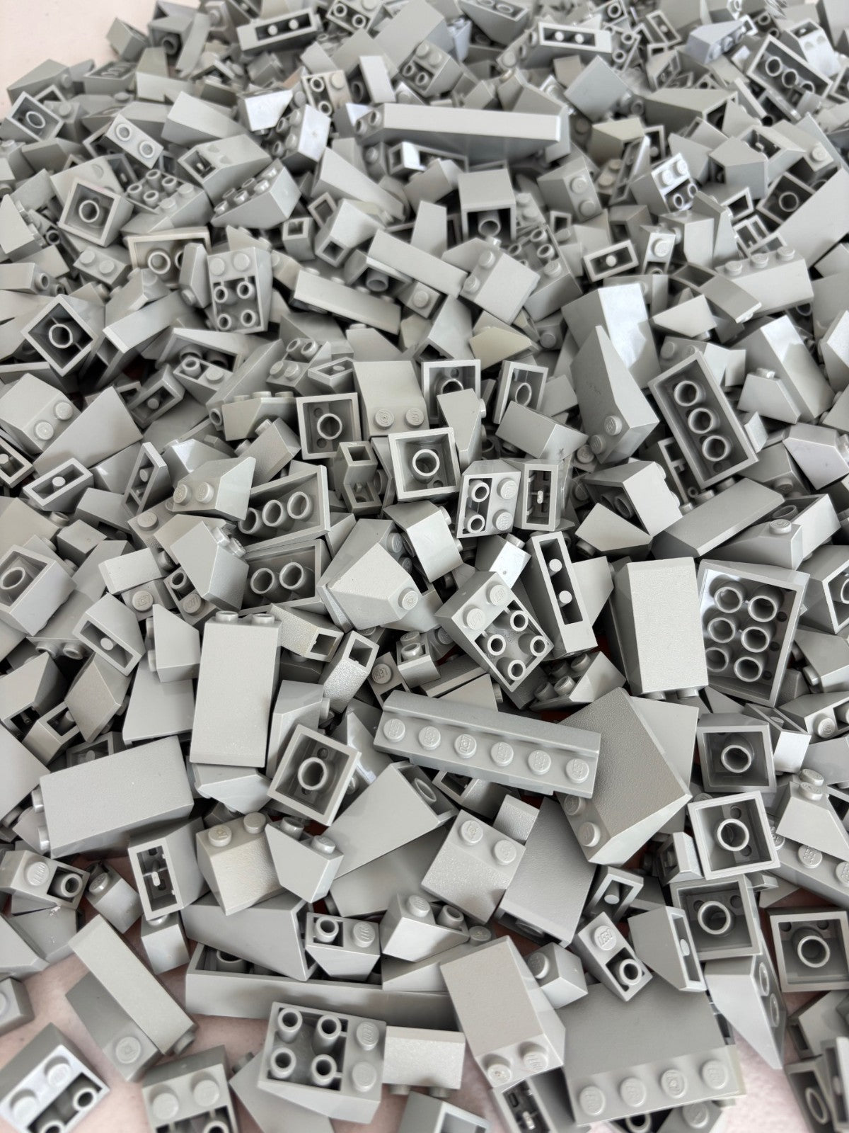 SHIPS FREE! LEGO Lot (100) OLD LIGHT GRAY SLOPE Pieces Variety 3040 3039 3684