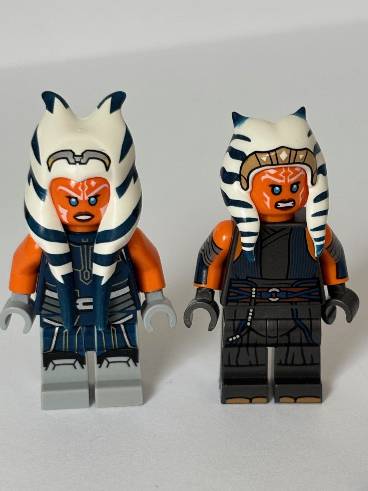 LEGO Star Wars Ahsoka Tano Minifigure Lot of 2 different ones Great!