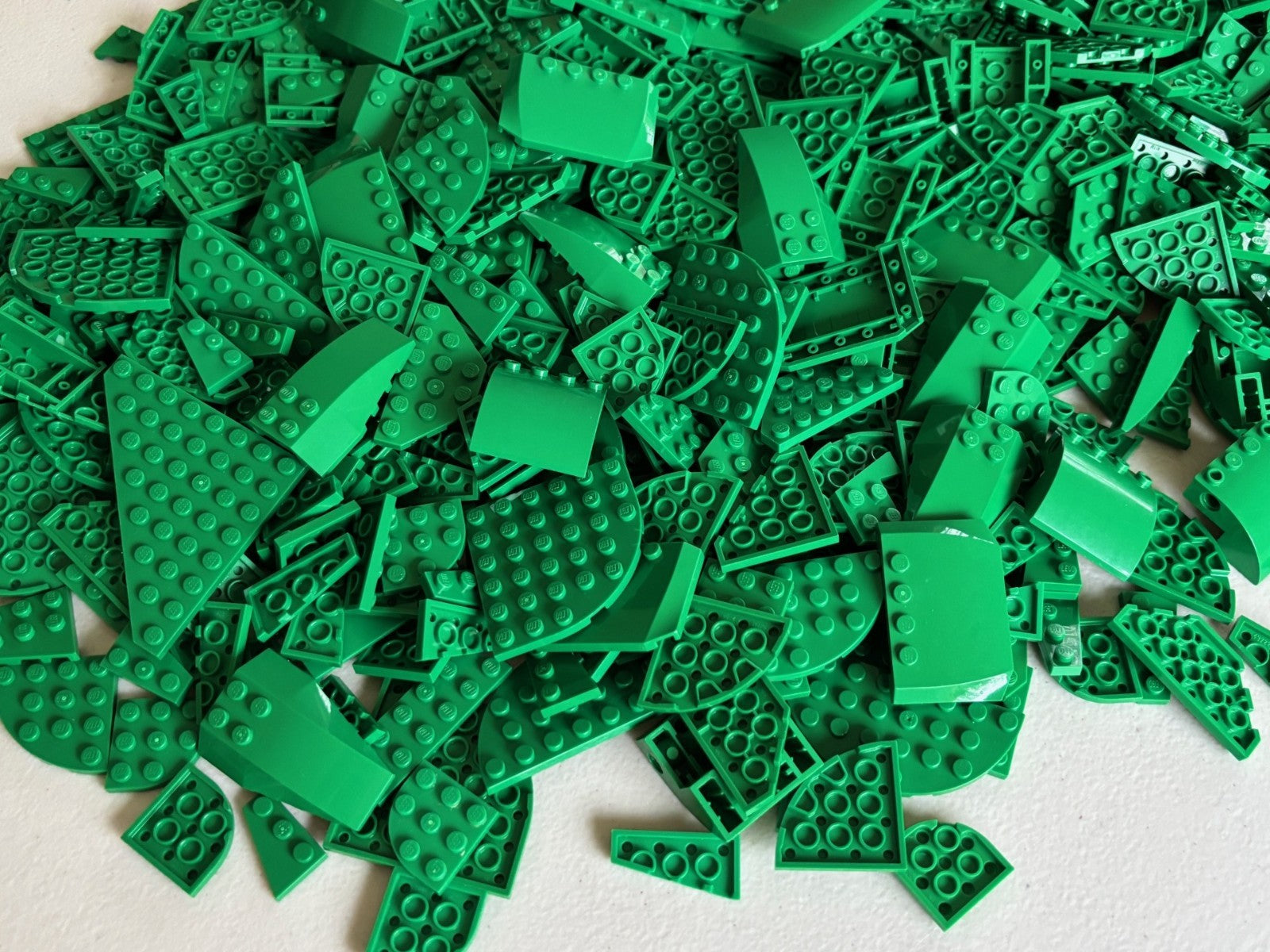 SHIPS FREE!! LEGO LOT 100 GREEN WEDGE WING CORNER PLATES etc STAR WARS