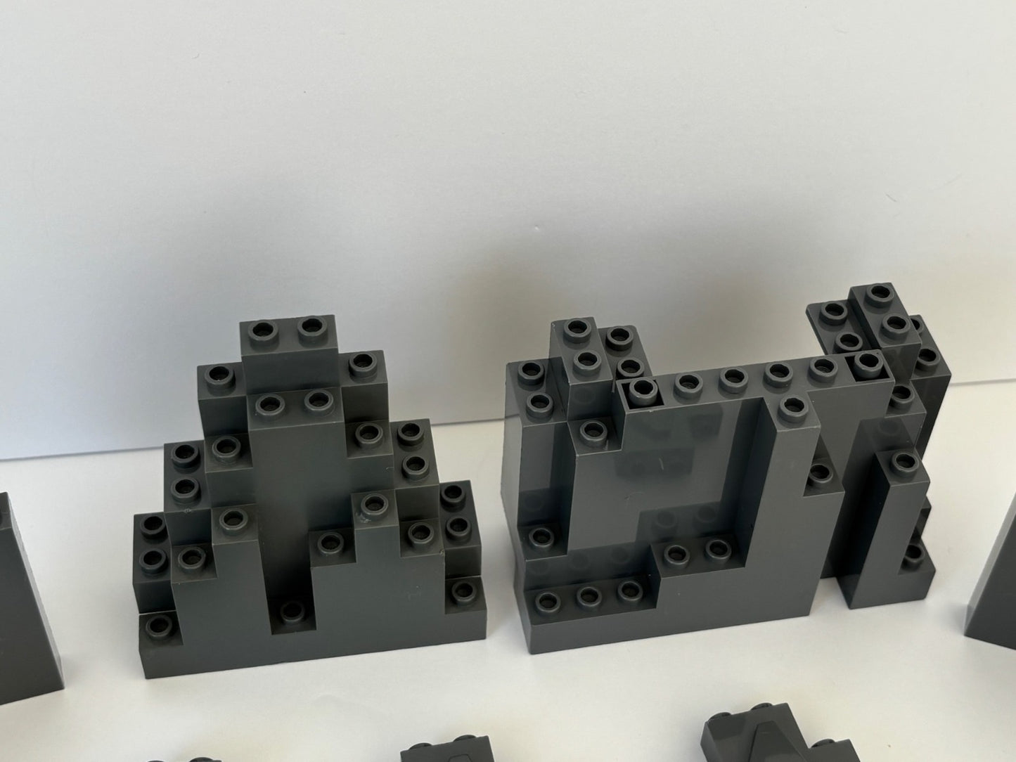 LEGO Lot of 11 Castle Window Rock Wall Panels Burp Lurp Dark Bluish Gray (Lot B)