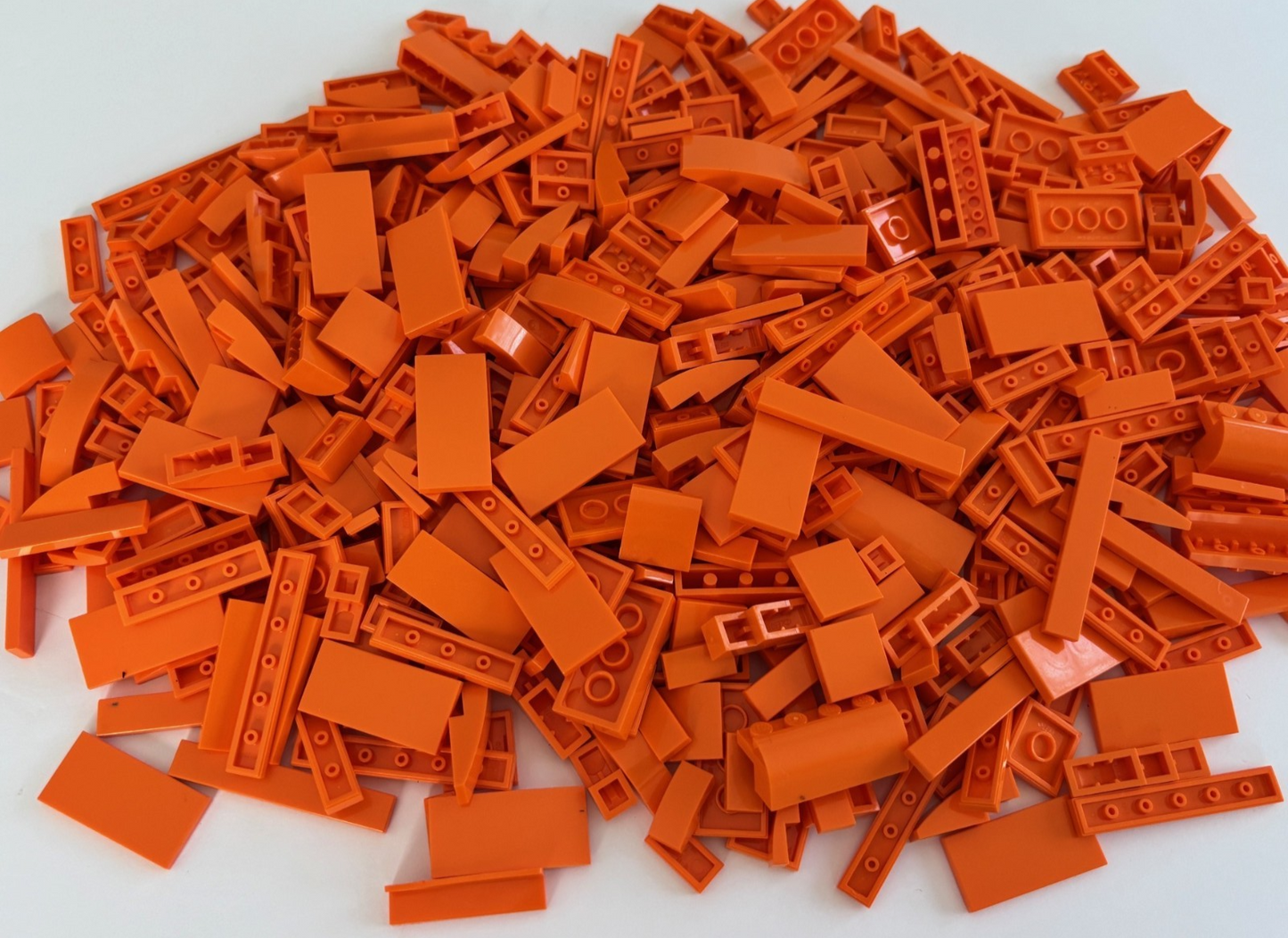 SHIPS FREE! LEGO Lot (60) ORANGE 2x4 1X2 1X3 1x4 1x6 1x8 Finishing Smooth Tile