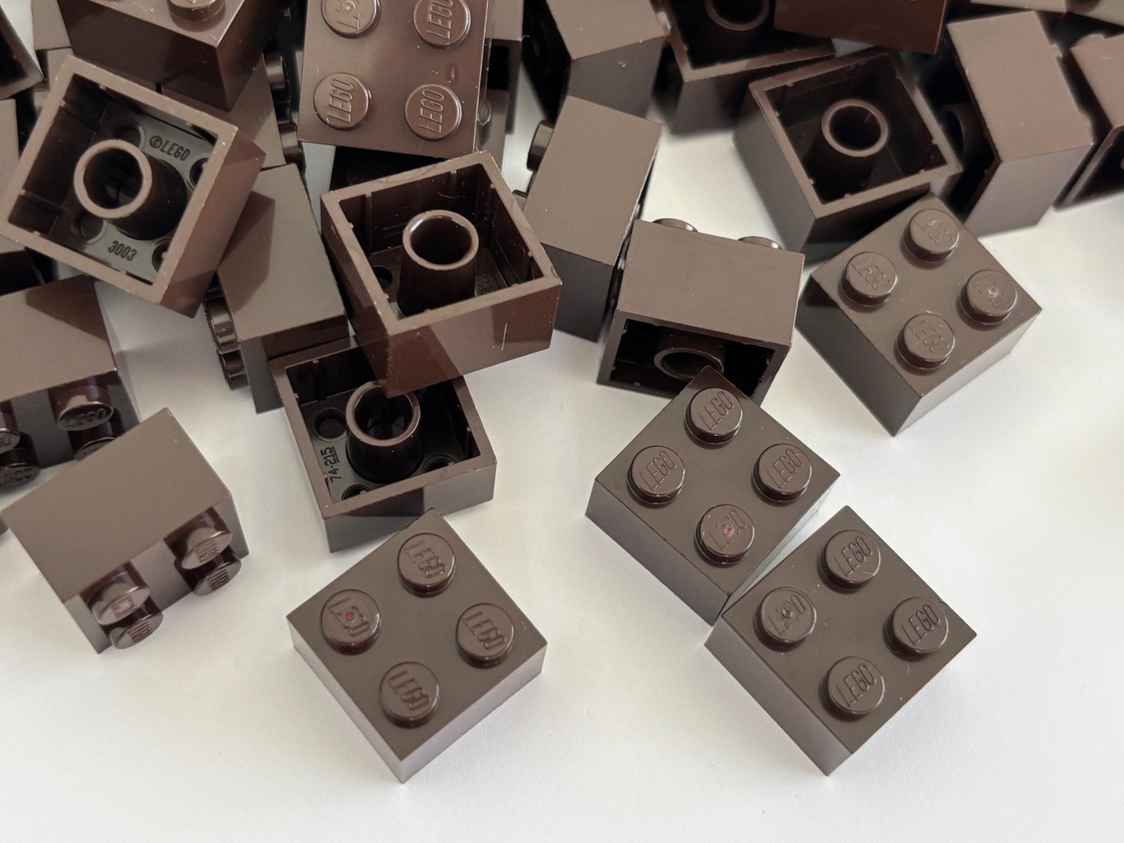 SHIPS FREE! LEGO Lot of 50 2x2 DARK BROWN Bricks # 3003 BULK Parts City Building