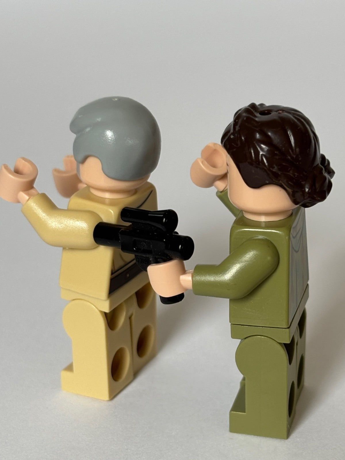 LEGO Star Wars  Minifigure Lot of 2 Princess Leia Endor & Old Obi Wan sw1084