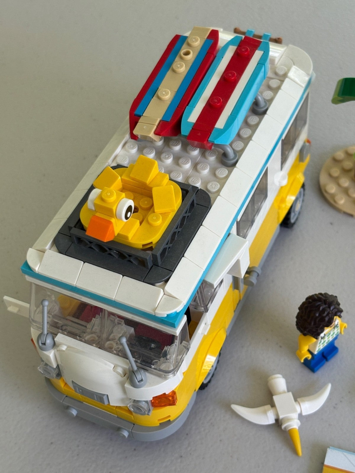 LEGO 31138 Creator 3-in-1 Beach Camper Van incomplete 