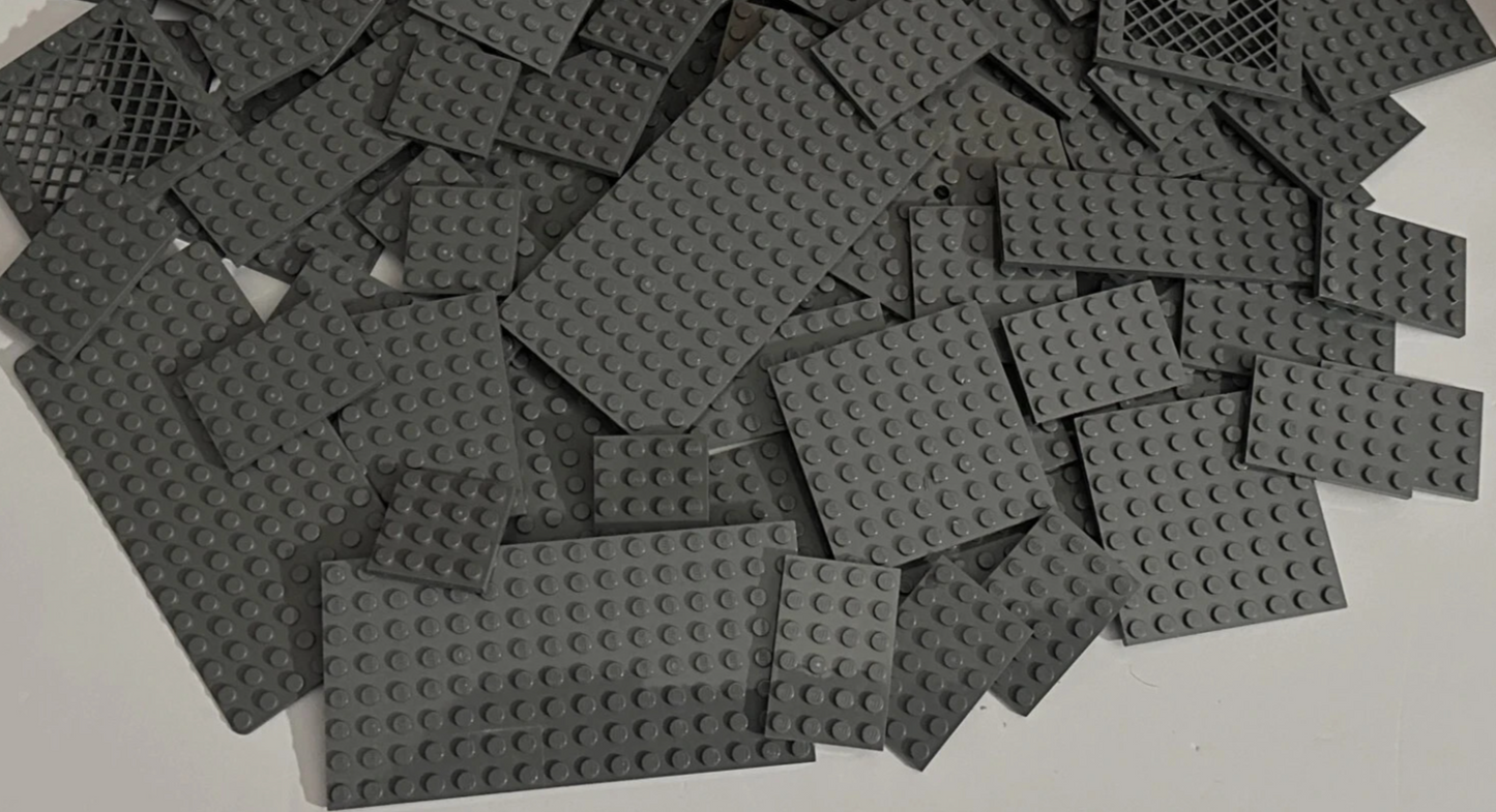 SHIPS FREE!! Lot of 25 LEGO Dark Bluish Gray Baseplates Baseplate MIxed Sizes