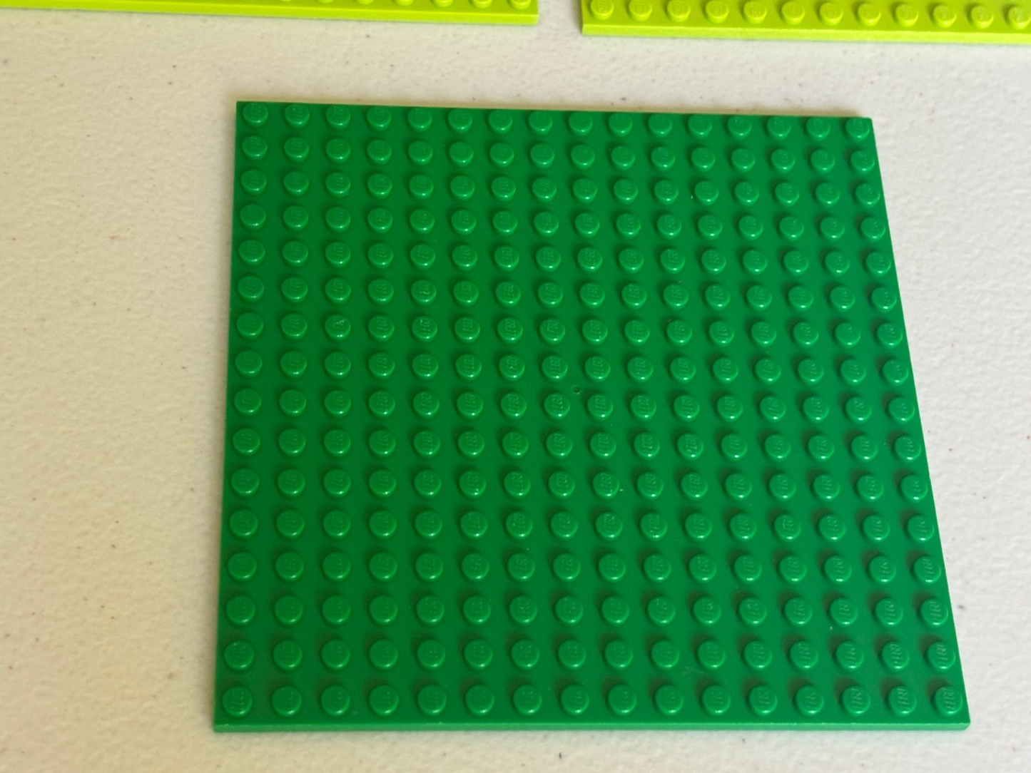 Lego Lot of 3 Green & Lime Green Studded Base Plates 16 x 16 16x16 Studs 91405