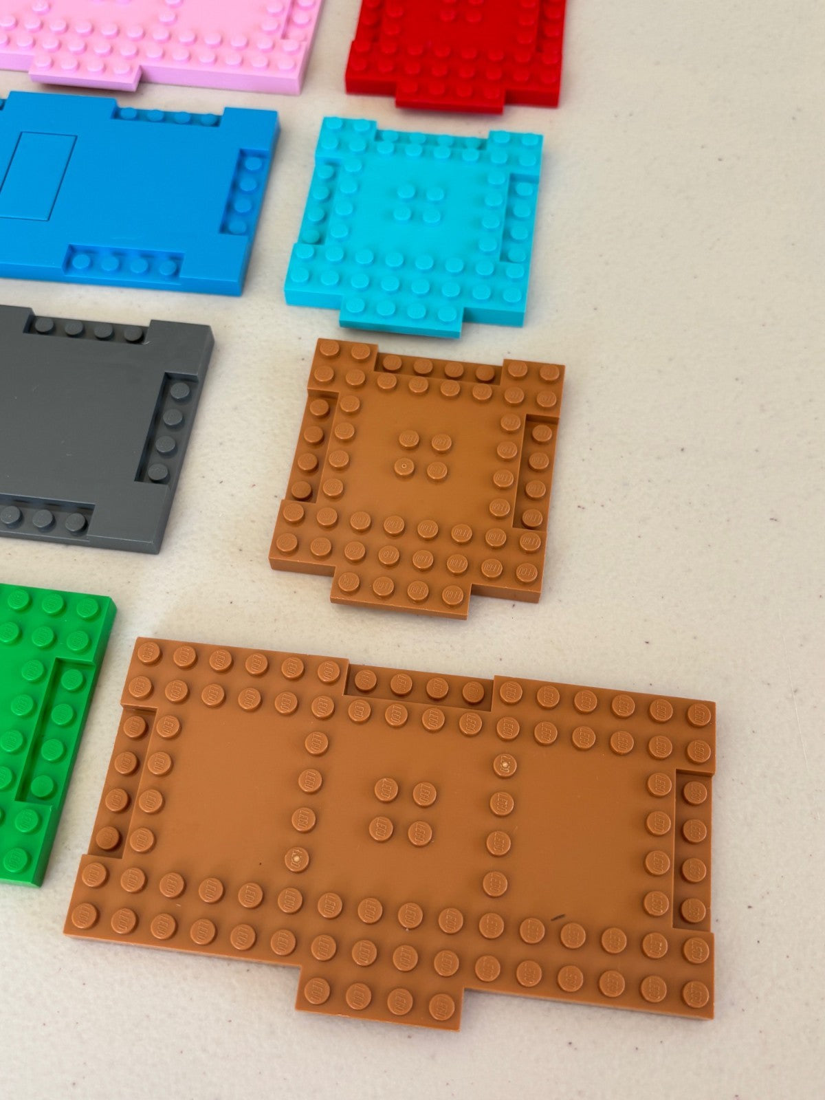 LEGO 18922 15624 71772 8x16 8x8 Plate 1x4 Extension and Recesses Lot of 14