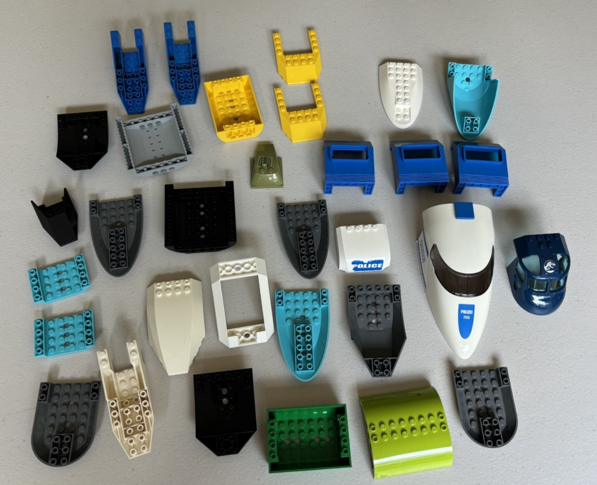 LEGO Airplane Parts Pieces Hull Wedge Cockpit Fuselage Plane Mixed Lot 32 Parts