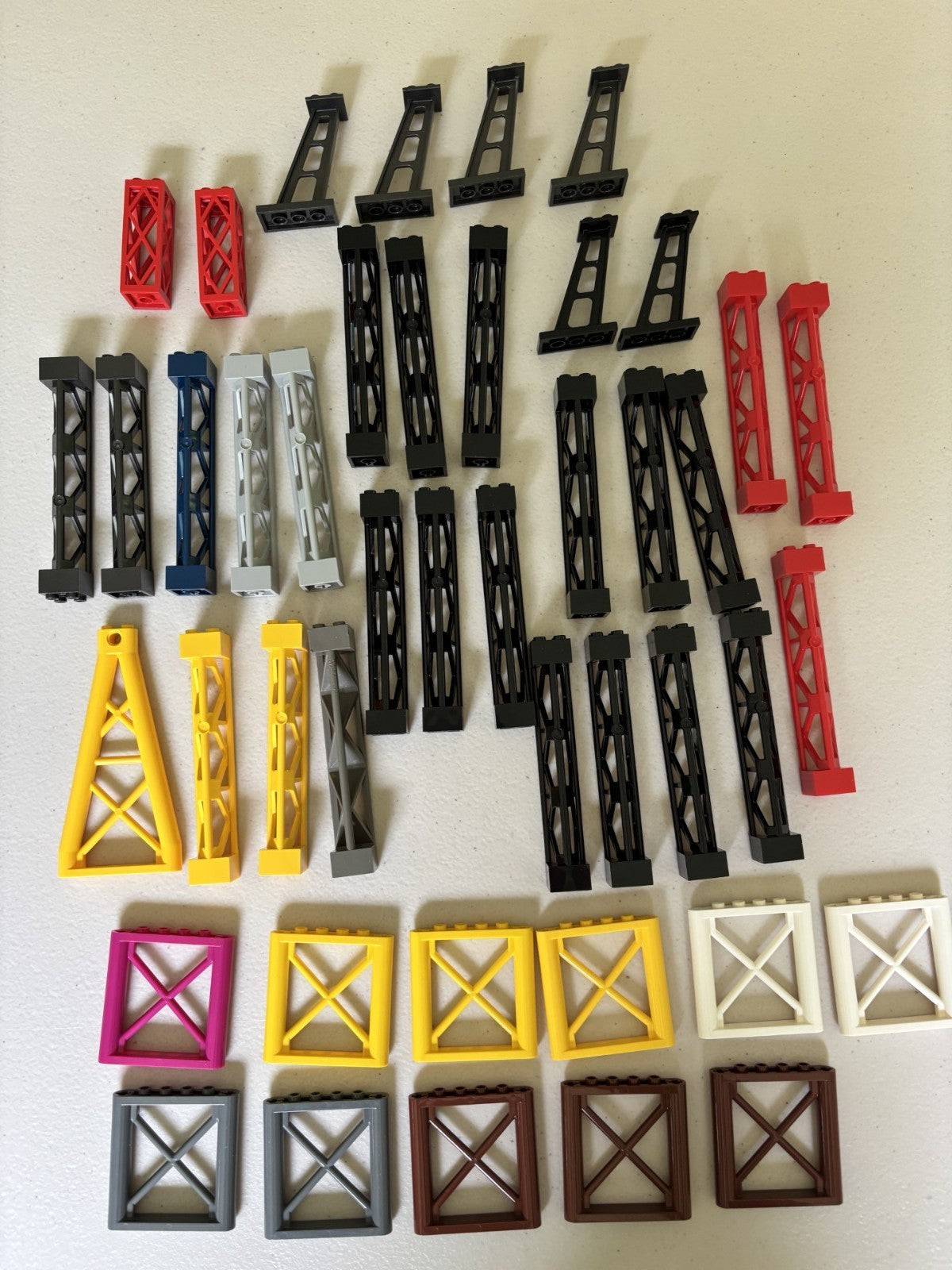 LEGO Lot of 44 Support Girders Columns 1x6x10 2x2x5 2x2x11 2x2x10 Triangular (A)