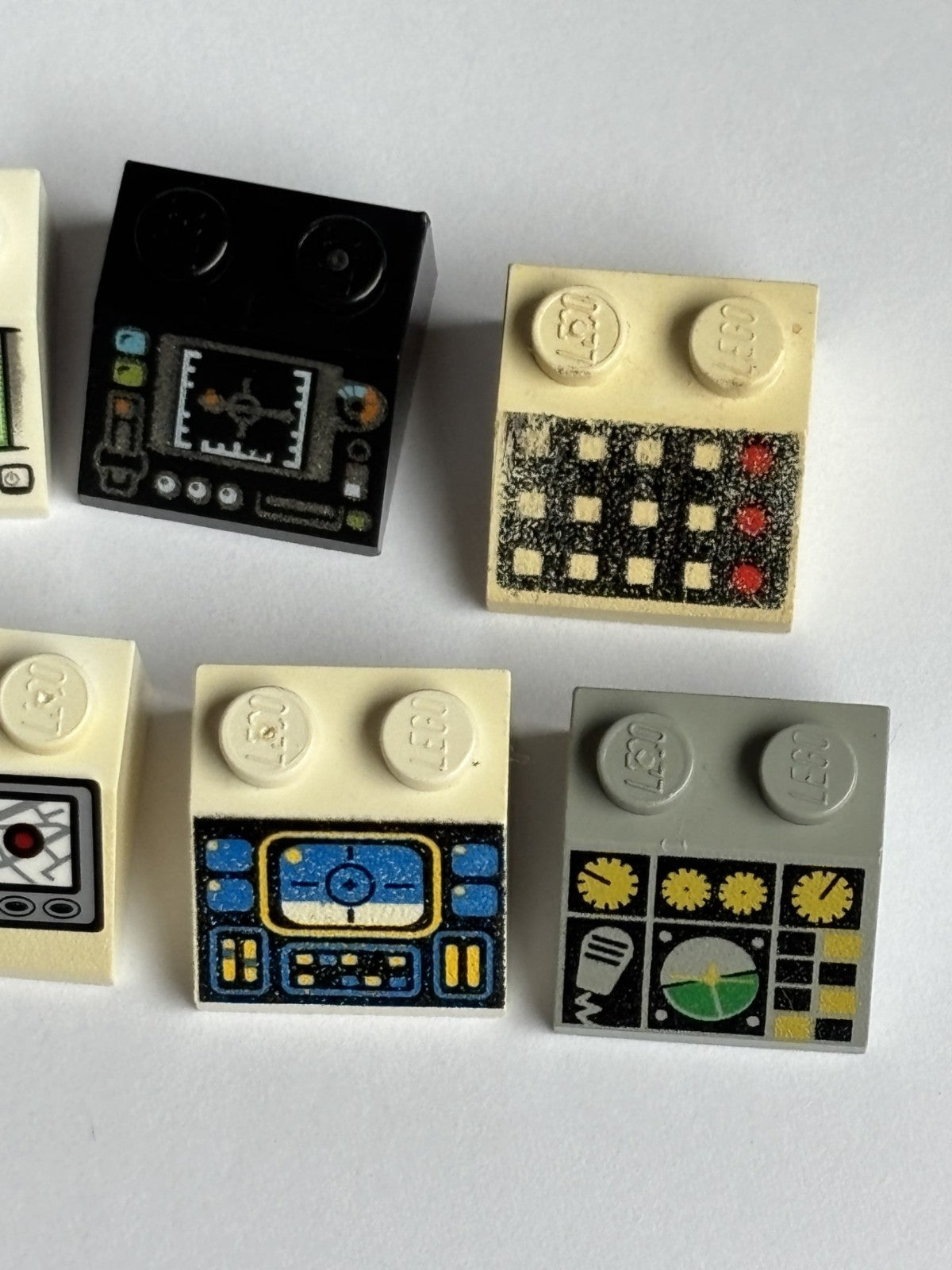 LEGO Lot of 12 Sloped Bricks printed pattern Control Panel Space Computer Reg (2