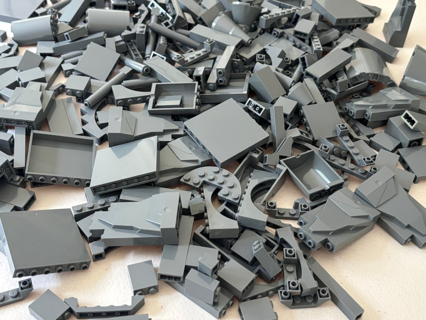 LEGO Lot of 50 Dark Bluish Gray Castle Random Mix Arches Walls Bricks Pillars