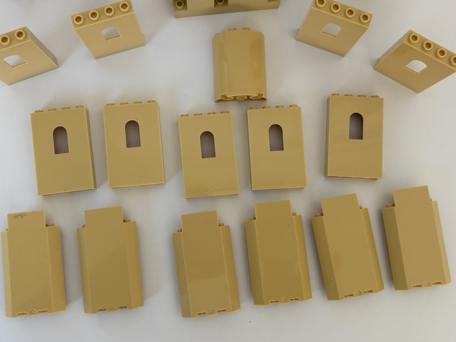 LEGO Tan Castle Walls Windows  Panels Lurp Rock Wall Parts Lot of 19 (Lot A)