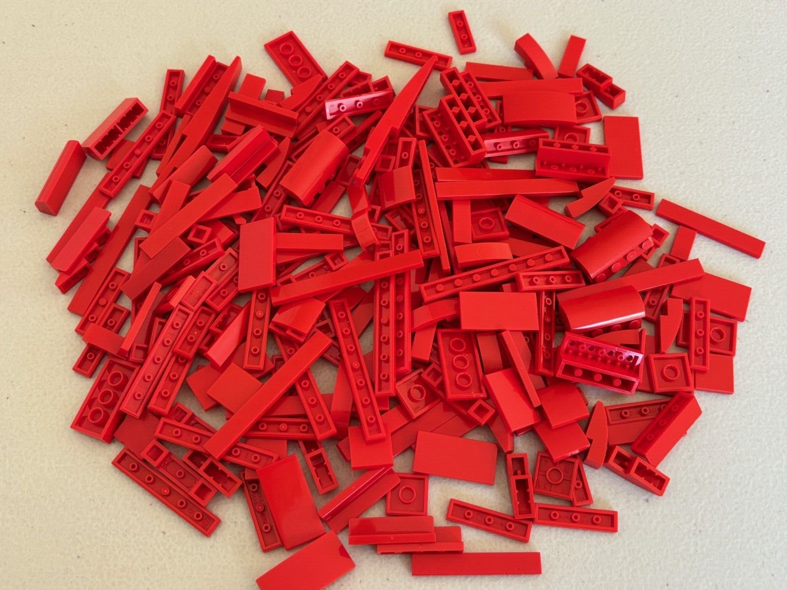 SHIPS FREE LEGO Lot (60) RED 2x2 2x4 1x4 1x6 1x8 4162 6636 Finishing Smooth Tile