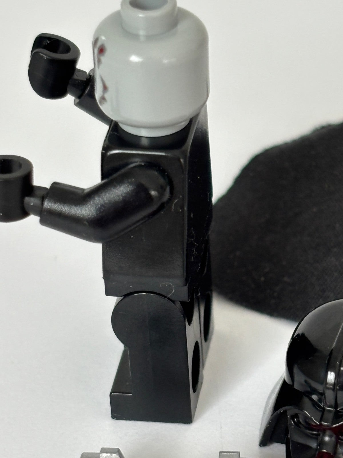 LEGO Star Wars Darth Vader Minifigure Death Star torso (10188 8017) sw0209