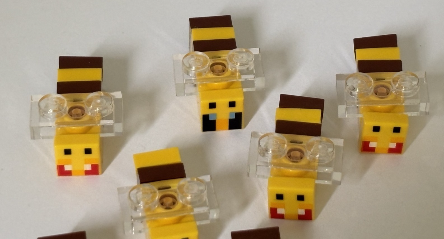LEGO BULK LOT OF 7 MINECRAFT BEE BEES ANGRY AND PASSIVE MINEBEE