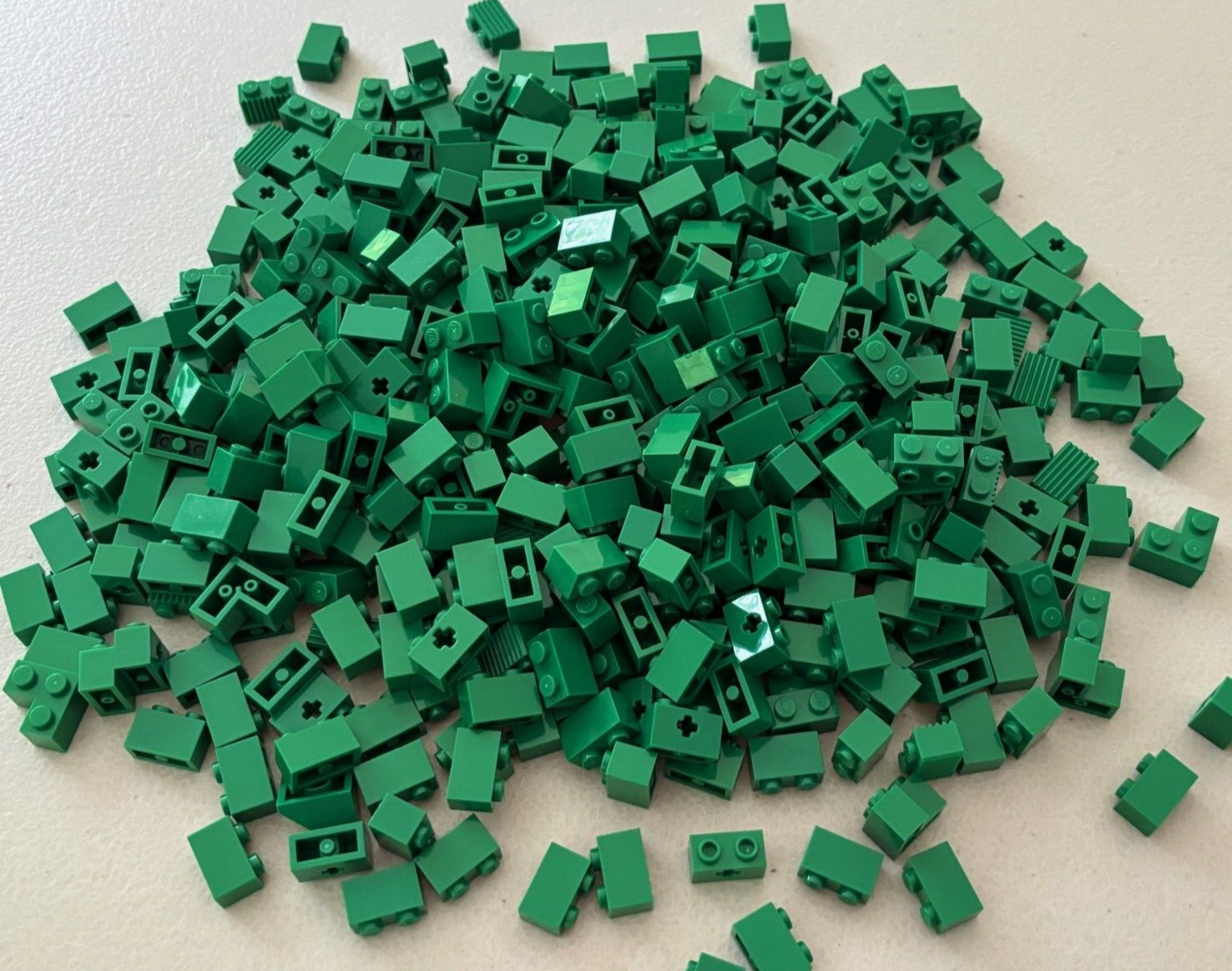 SHIPS FREE!! LEGO GREEN BRICK BRICKS 1X2 1 X 2 MIXED LOT OF 100 PARTS CASTLE