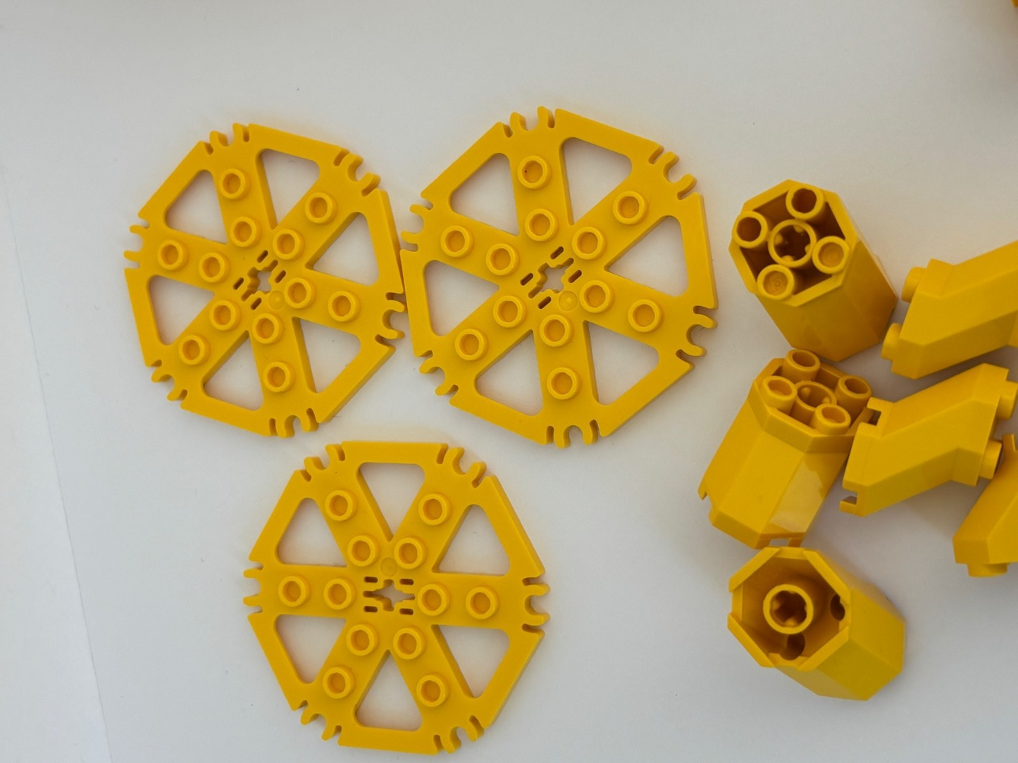 LEGO Vintage Parts Lot of 50 from Aquanauts Aquazone and other Vintage sets