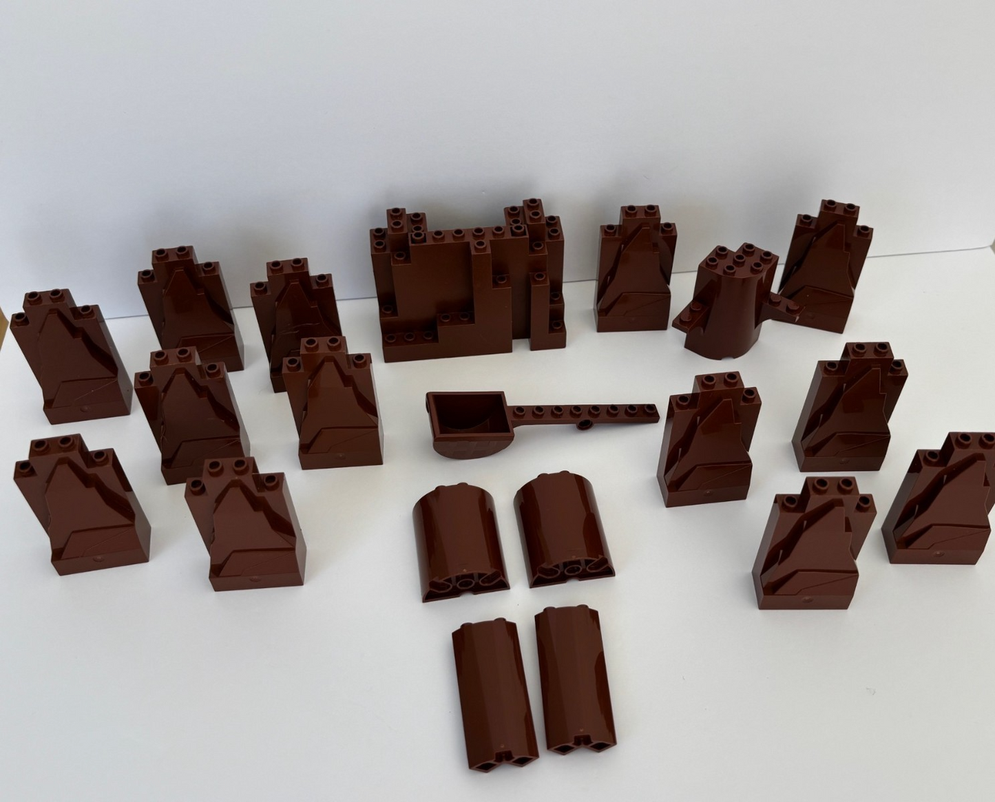LEGO Lot of 20 Mountain Castle Rock Wall Panels Burp 2X4X6 Reddish Brown 6475328