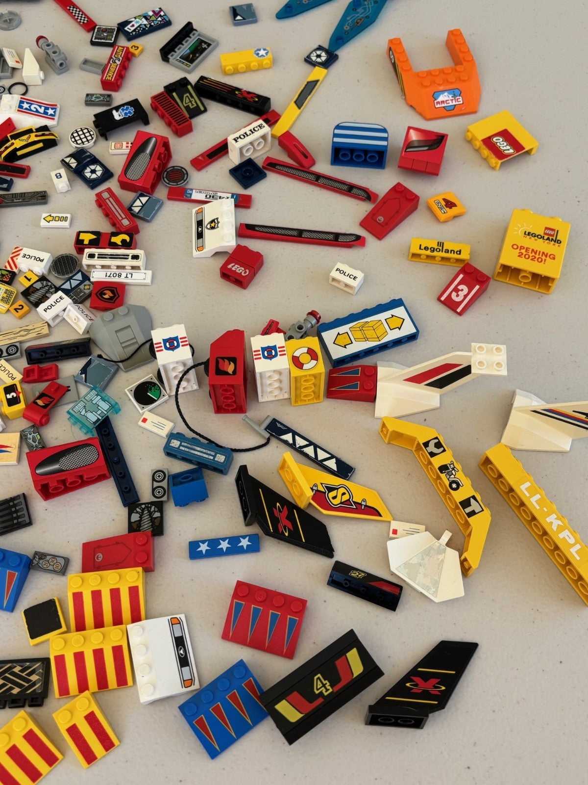 LEGO HUGE LOT of 220 Decorated Stickers Sticker Printed BRICK TILES etc (Lot 21)