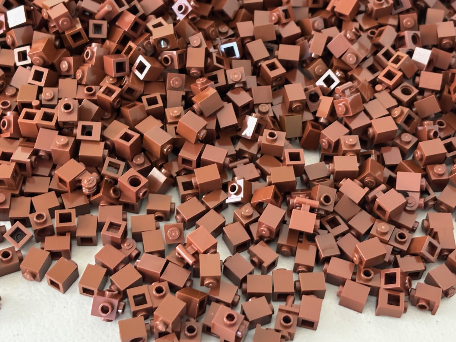 SHIPS FREE!! LEGO Huge Lot of 200 ! Brick Reddish Brown Mixed type of 1x1 Bricks