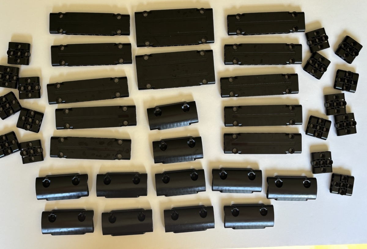LEGO Technic Lot of 39 Technic Panel Plate & More 24119 15458 64782 39793 (C)