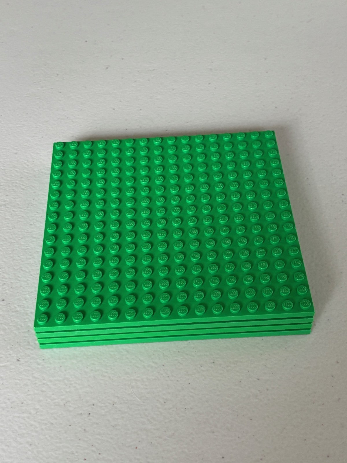 SHIPS FREE!! LEGO 91405 Lot of 4 Base Plate Base Plates Board 16x16 Bright Green