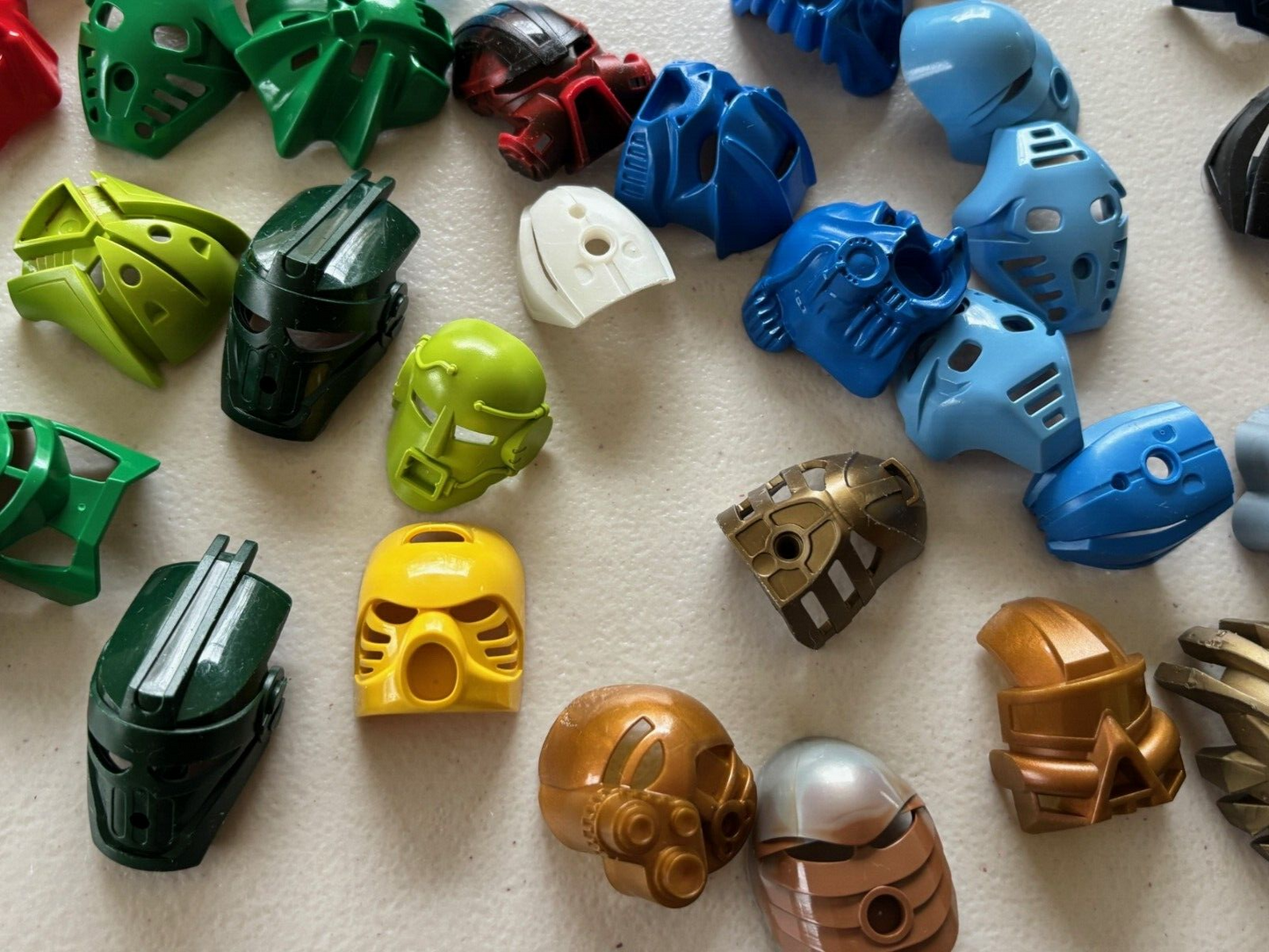 SHIPS FREE!! LEGO Bionicle Mask Lot of 5 RANDOM SURPRISE LOT of 5 MASKS