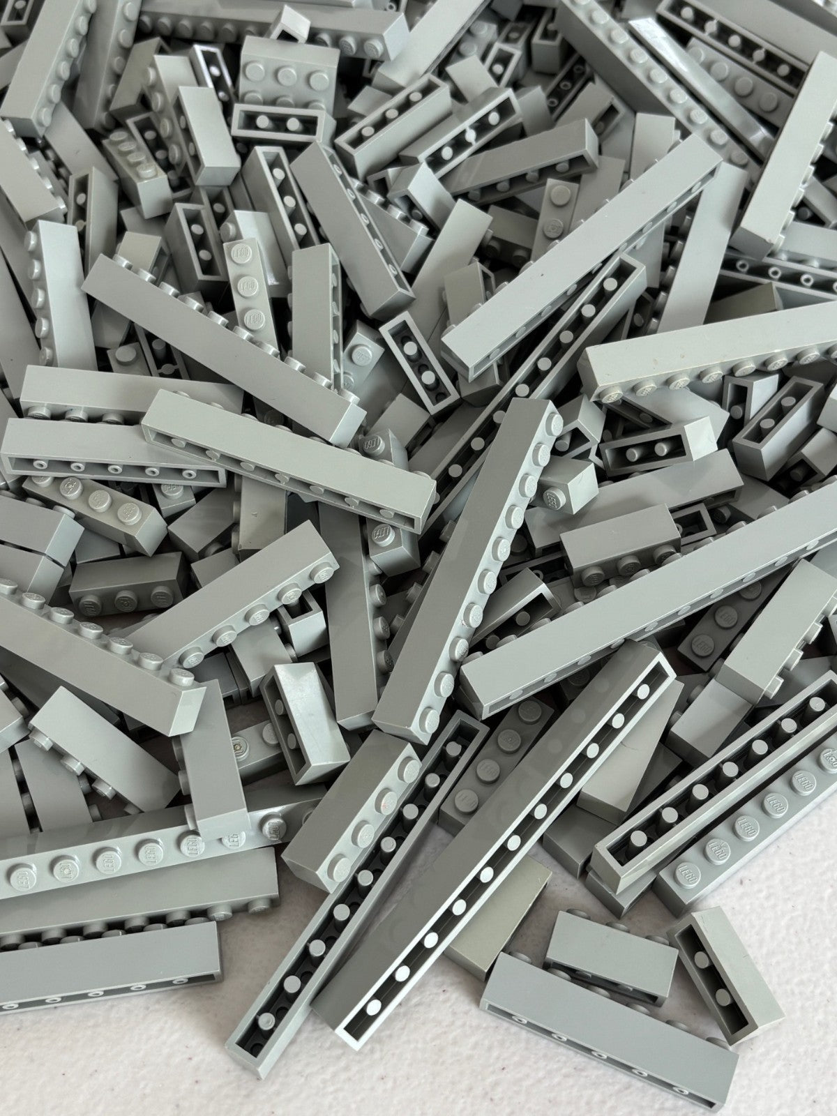 SHIPS FREE!! LEGO OLD LIGHT GRAY BRICK LOT of 30 PARTS 1X3 1X4 1X6 1X8 1X12 etc