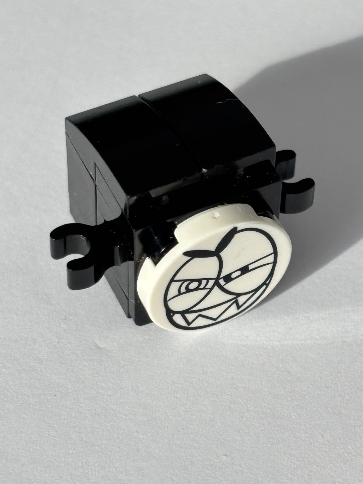LEGO  Mixel Lot Minifigure Bad Guy Plus extra face plates