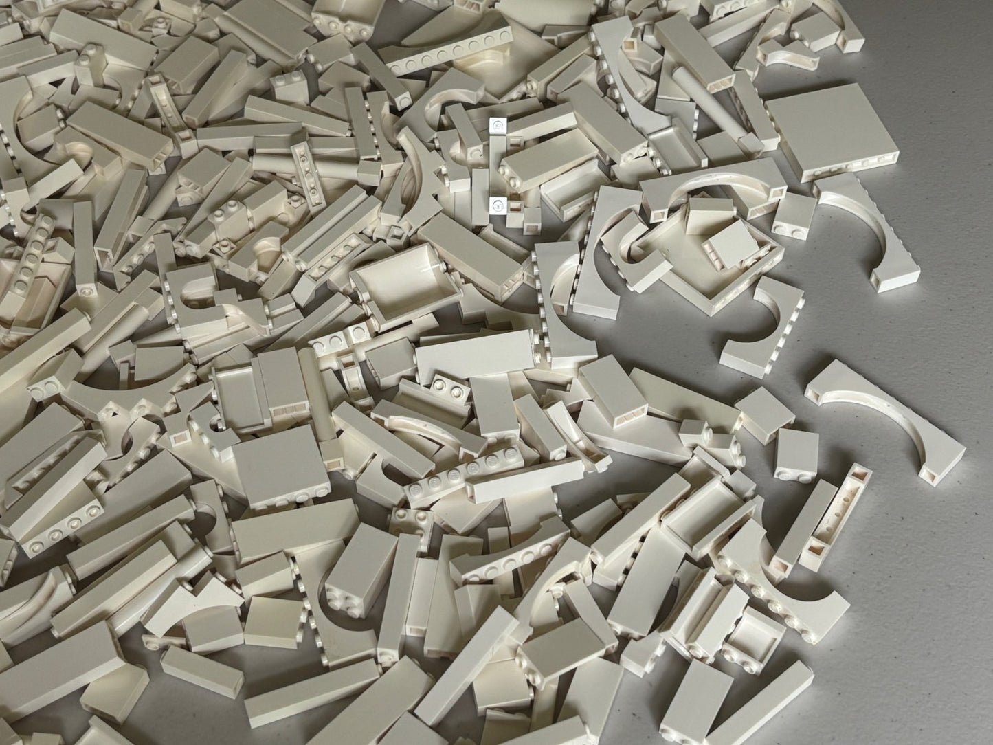 LEGO Lot of 50 White Castle Random Mix Arches Walls Bricks Pillars