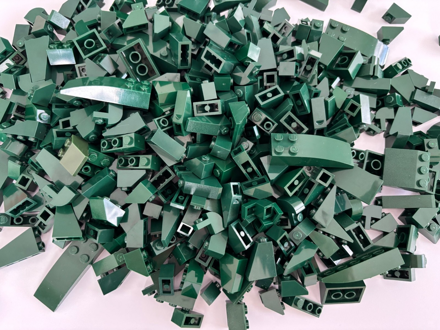 SHIPS FREE!! LEGO 50 Slope DARK GREEN 3039 3040 4287 3665 3298 MIXED CASTLE