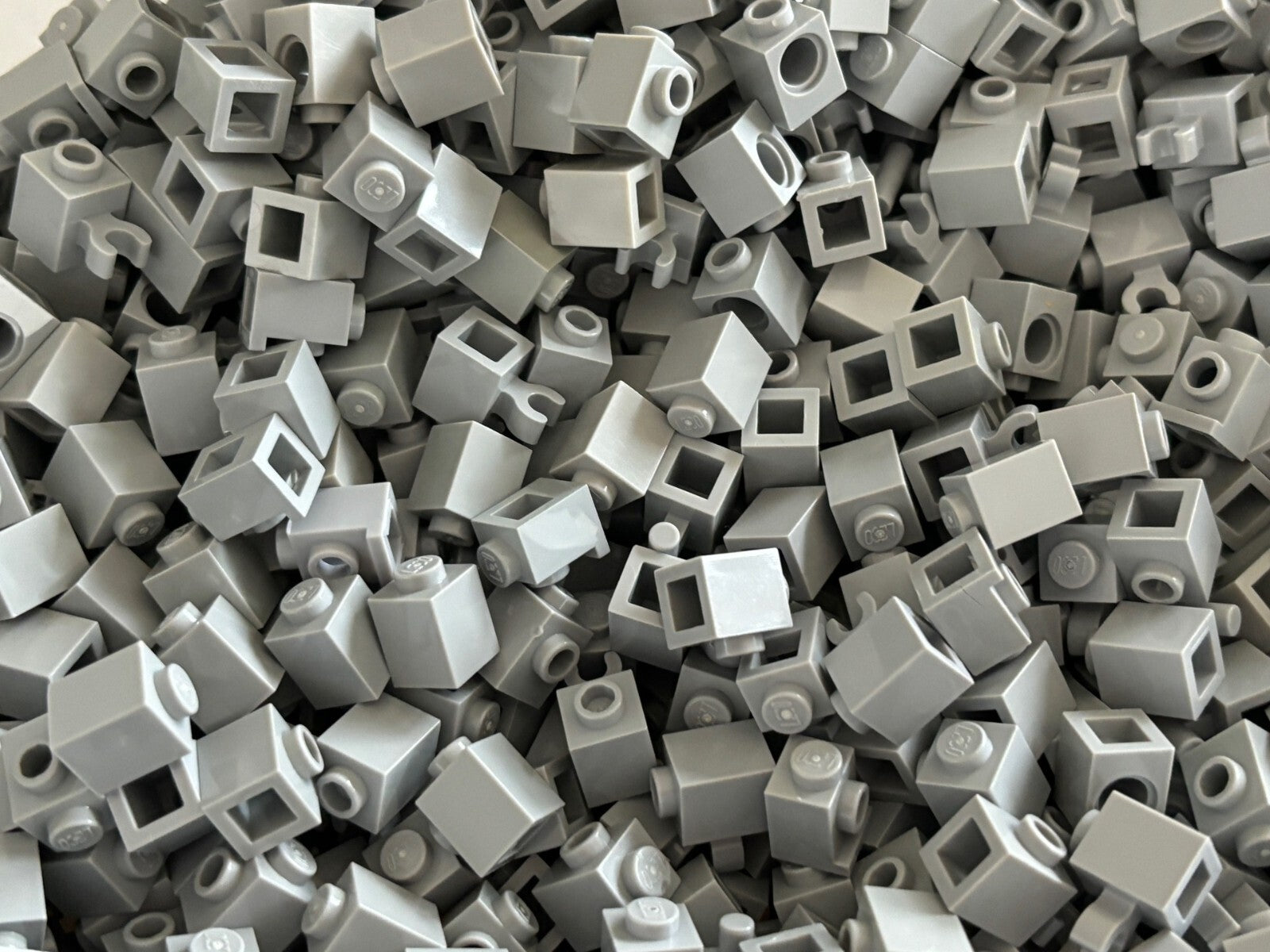 SHIPS FREE! LEGO HUGE LOT 200 LIGHT BLUISH GRAY 1x1 Brick Mixed type 1x1 Bricks