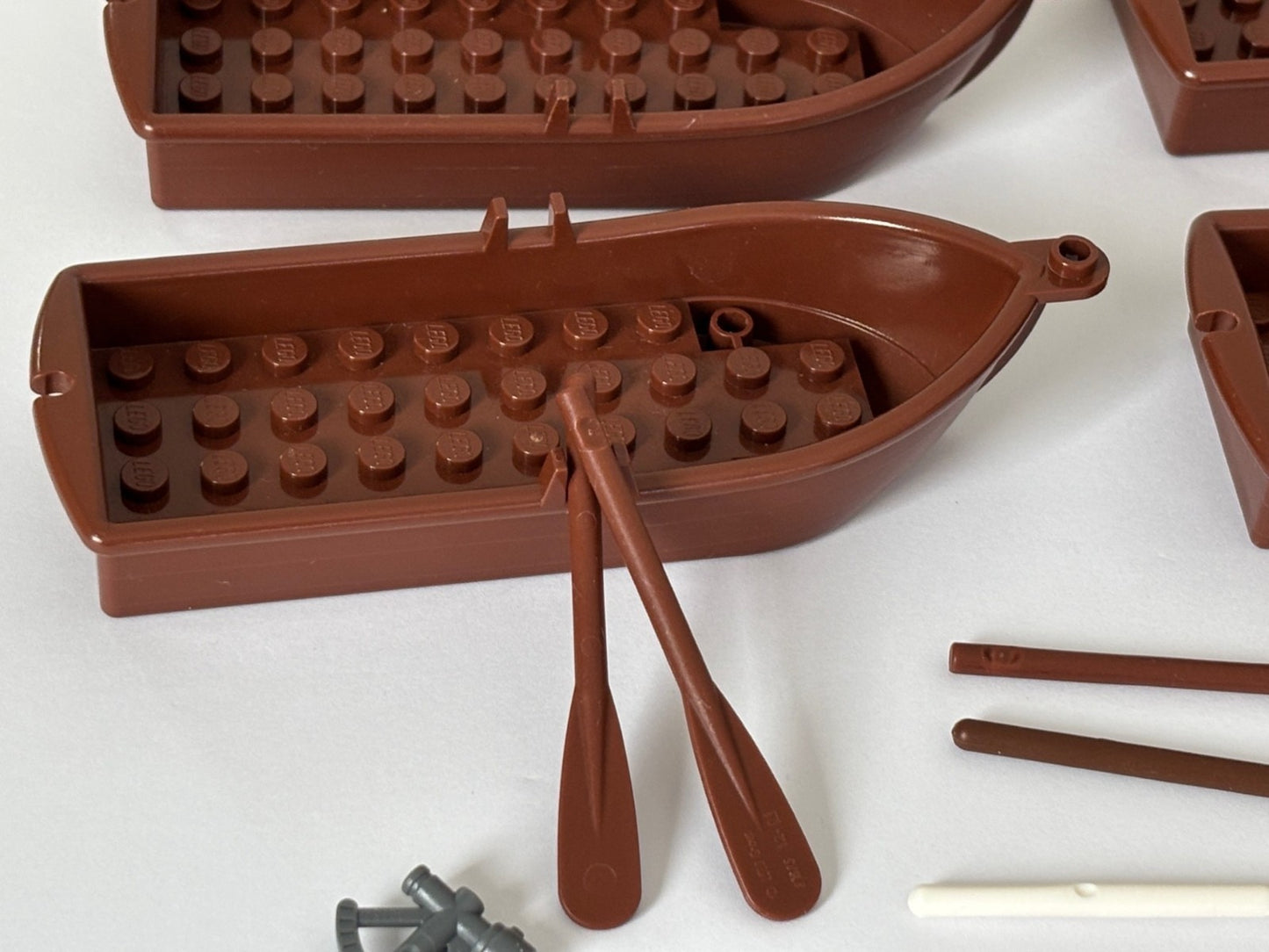 LEGO Lot of 4 Pirate Castle Row Boat Raft Reddish Brown with oar locks 2551 Oars