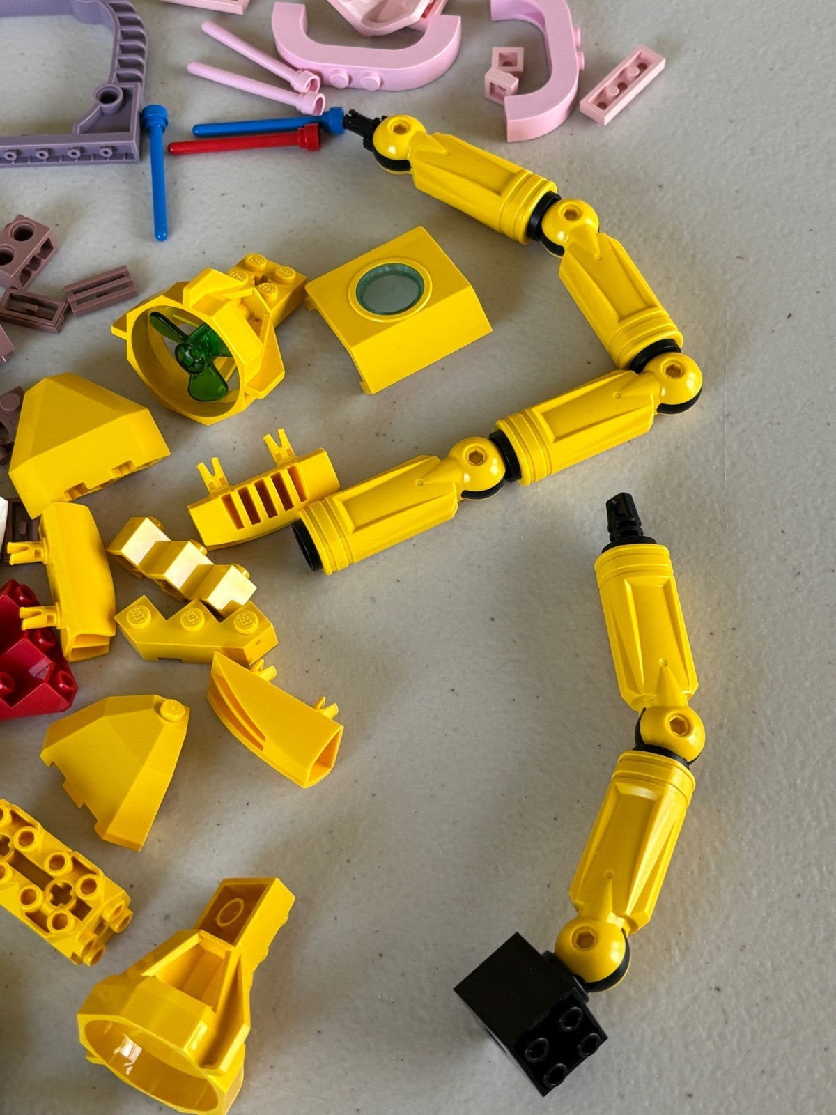 LEGO Vintage Parts Lot of 80 from Aquanauts Aquazone and other Vintage sets (#B)