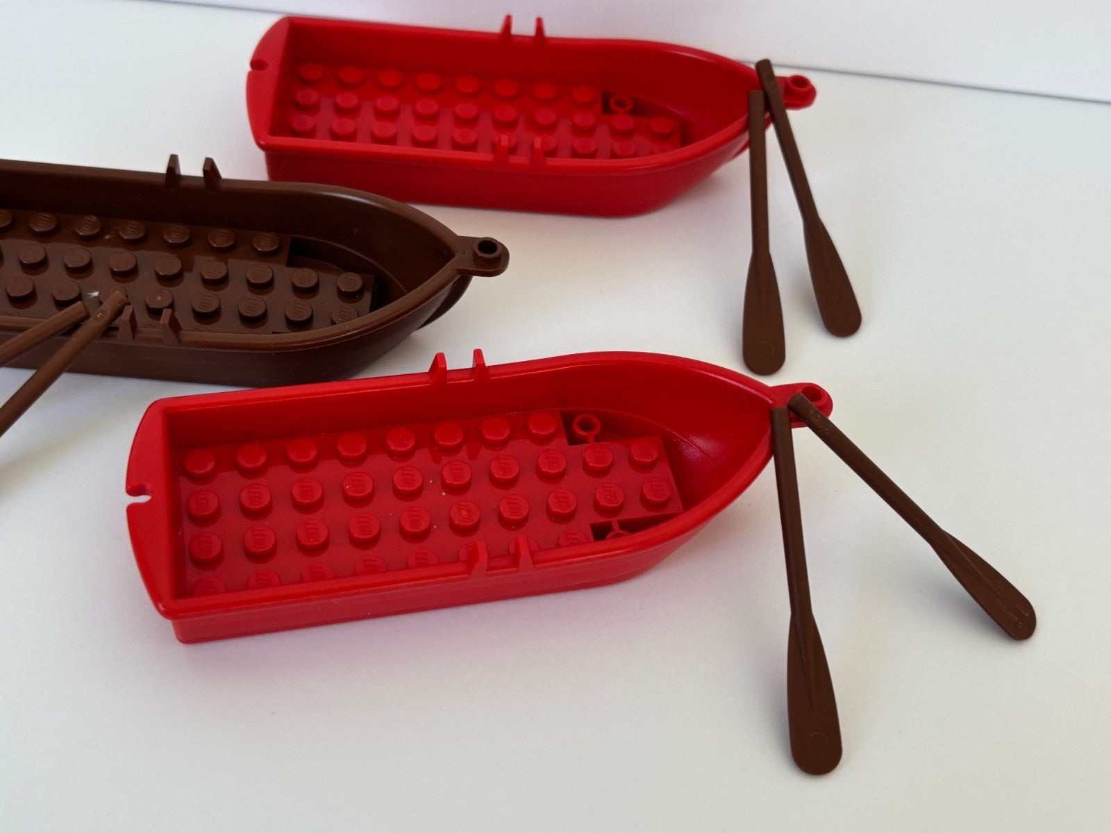 LEGO Lot of 4 Red Old Brown Reddish Brown Row Boat Pirate Castle Part 2551 Oars