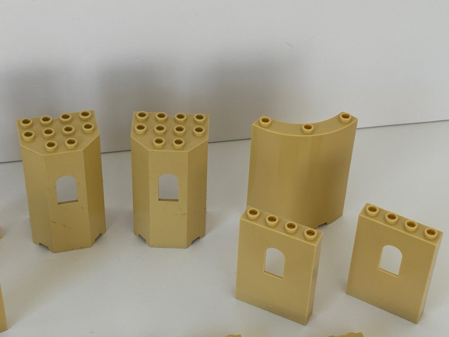 LEGO Tan Castle Walls Windows  Panels Lurp Rock Wall Parts Lot of 19 (Lot B)