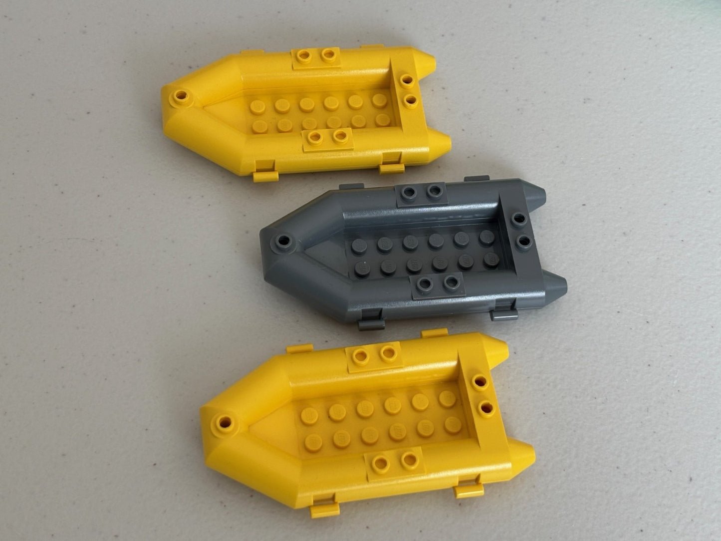 LEGO Lot of 7 Boat Raft Canoe Boat Hull Unitary Yellow Blue Green Gold Gray Tan